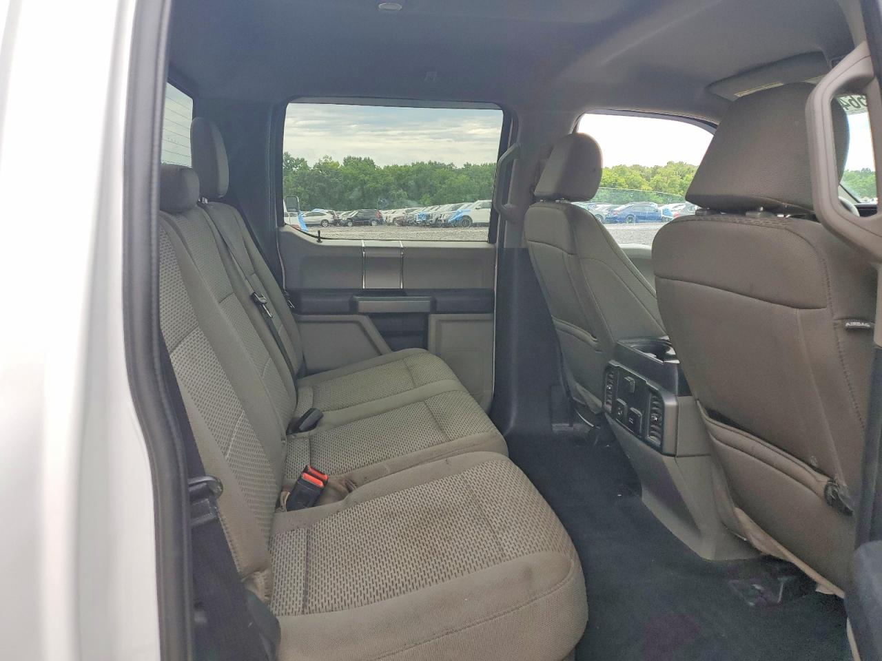 2022 Ford F250 Super Duty White vin: 1FT7W2BT4NED00053