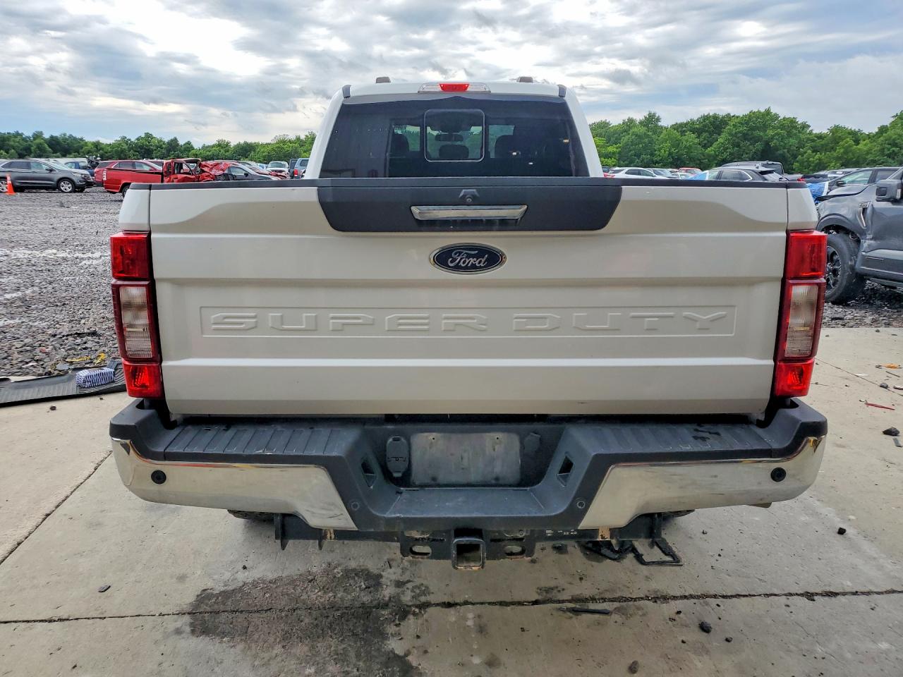 2022 Ford F250 Super Duty White vin: 1FT7W2BT4NED00053