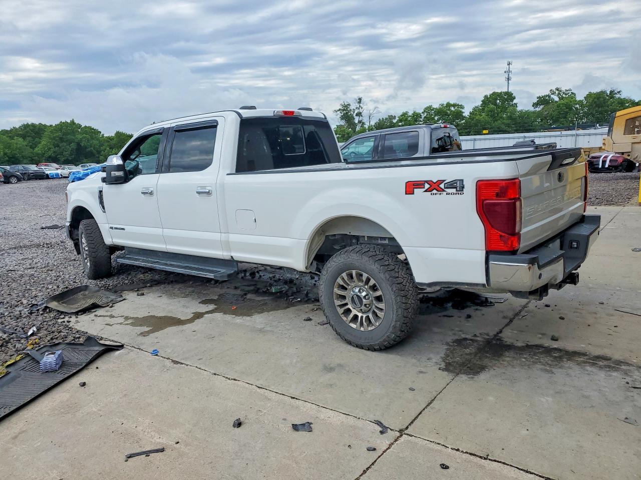 2022 Ford F250 Super Duty White vin: 1FT7W2BT4NED00053