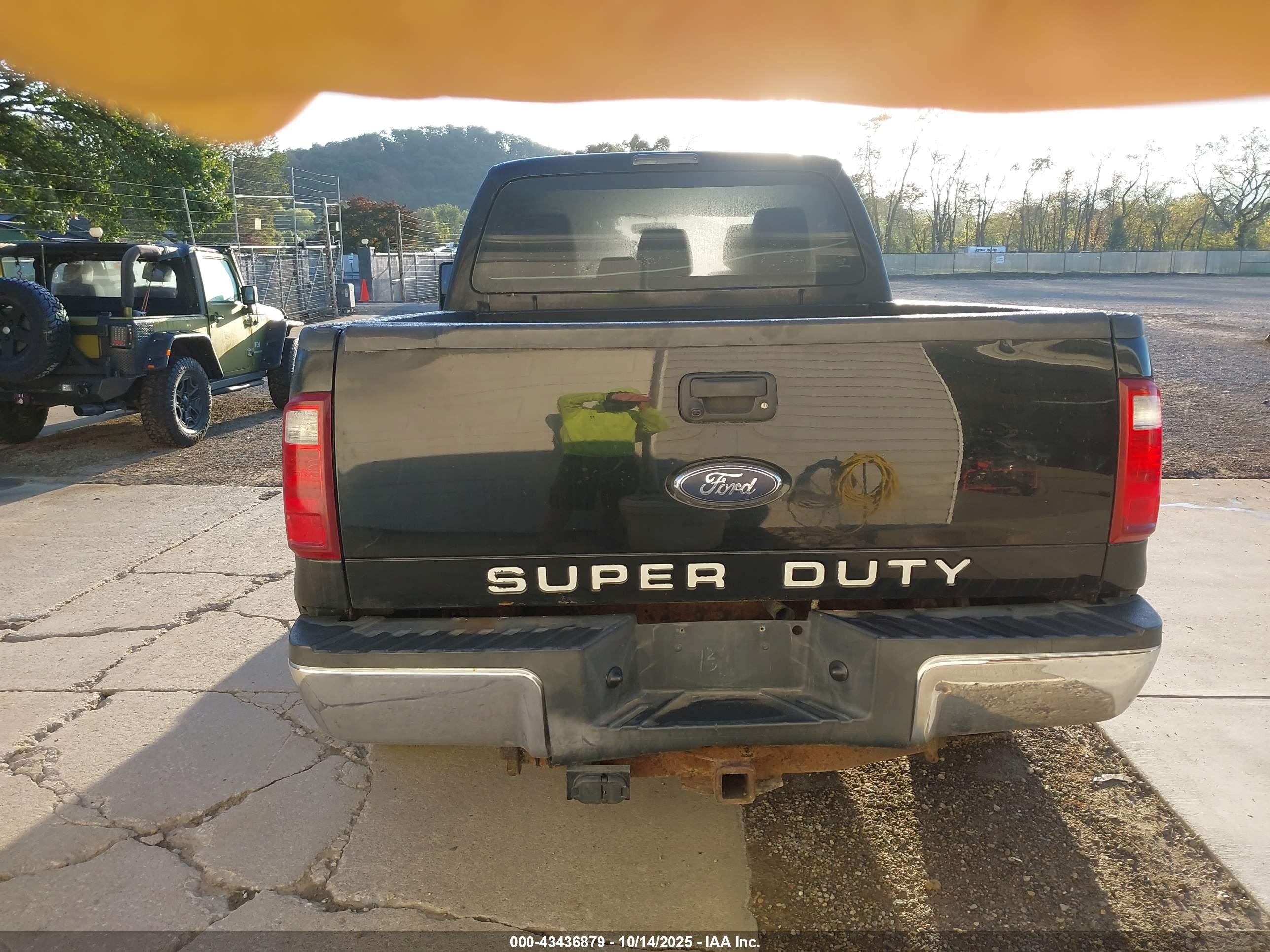 2011 Ford F-250 Lariat Black vin: 1FT7W2BT5BEA32996