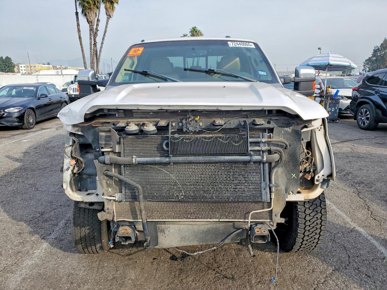 2011 Ford F250 Super Duty Two Tone vin: 1FT7W2BT5BEC51358