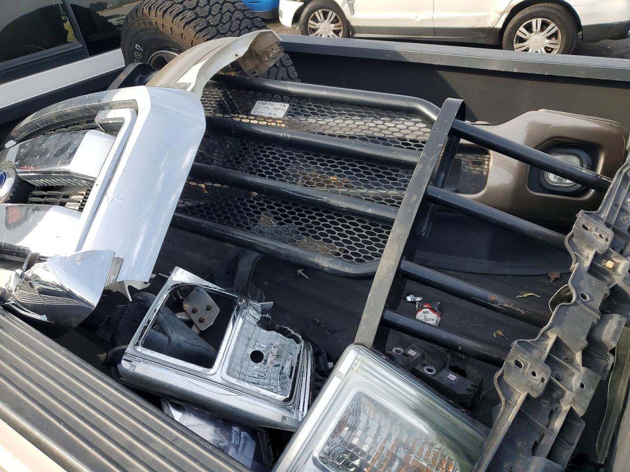 2011 Ford F250 Super Duty Two Tone vin: 1FT7W2BT5BEC51358
