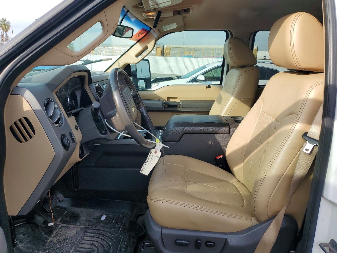2011 Ford F250 Super Duty Two Tone vin: 1FT7W2BT5BEC51358