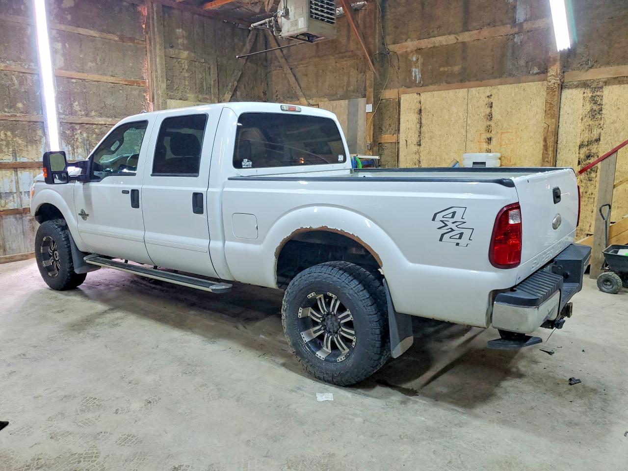 2012 Ford F250 Super Duty White vin: 1FT7W2BT5CEA21563