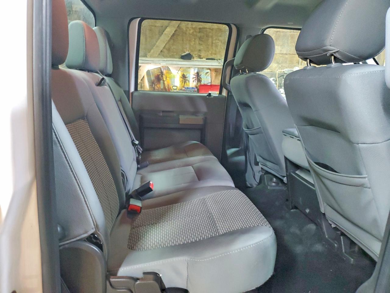 2012 Ford F250 Super Duty White vin: 1FT7W2BT5CEA21563