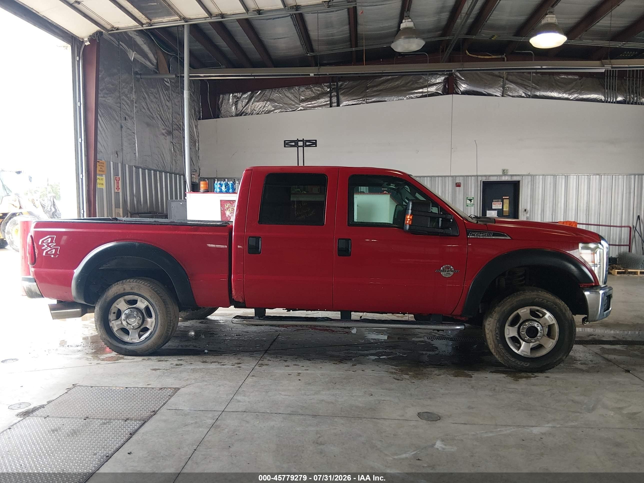 2012 Ford F-250 Xlt Red vin: 1FT7W2BT5CEA28741