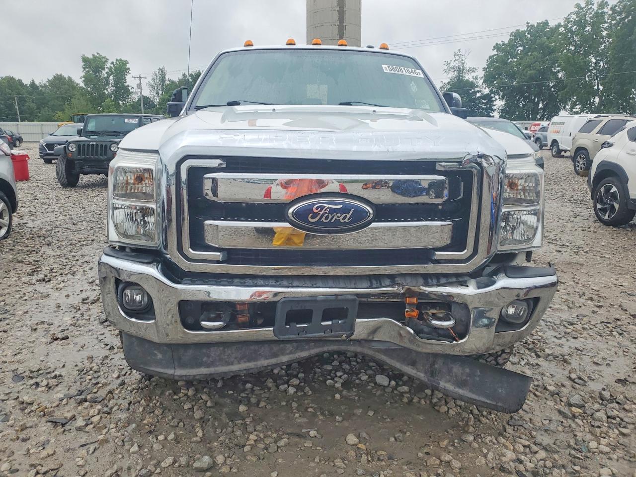 2012 Ford F250 Super Duty White vin: 1FT7W2BT5CEA39318