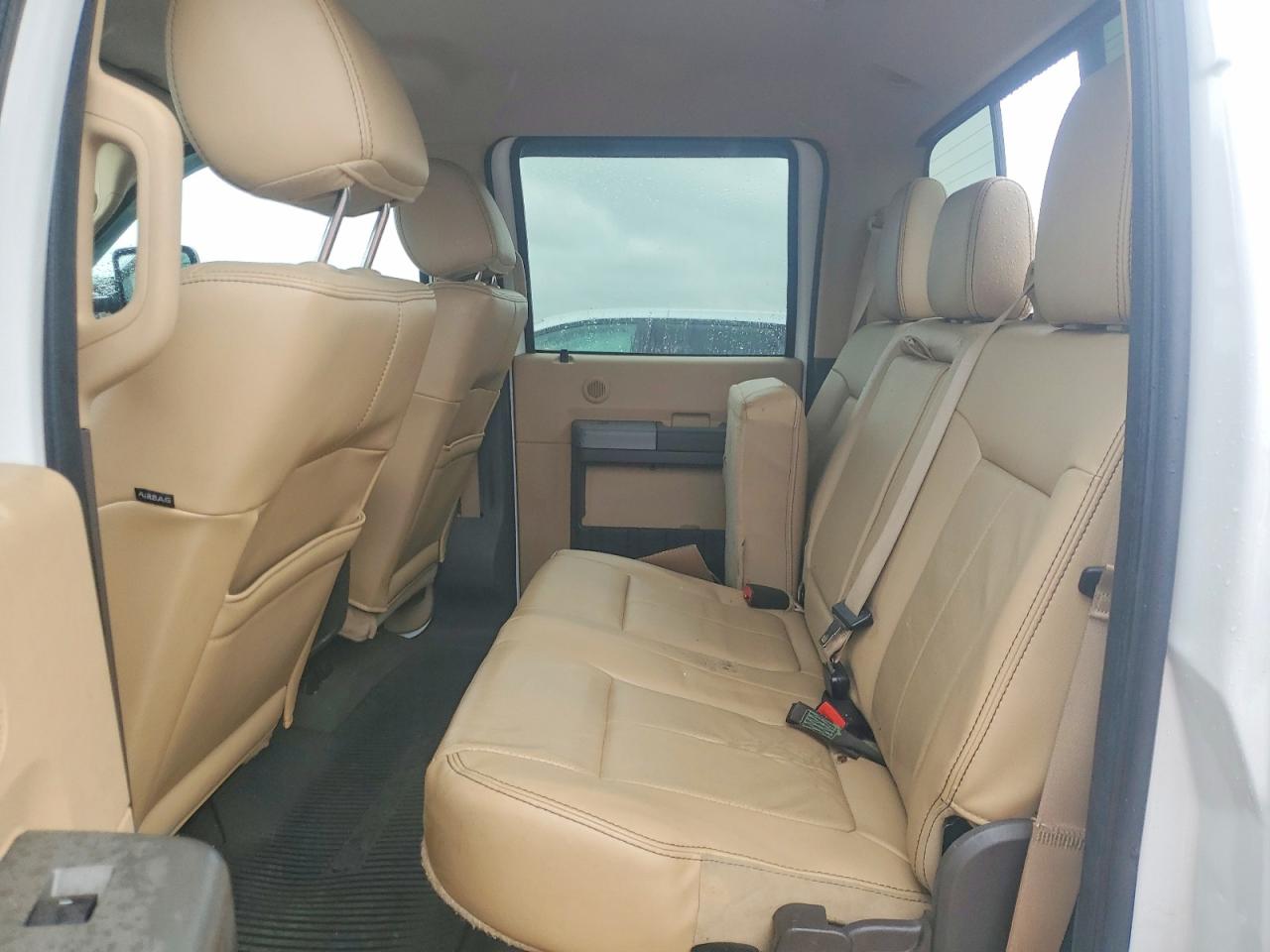 2012 Ford F250 Super Duty White vin: 1FT7W2BT5CEA39318