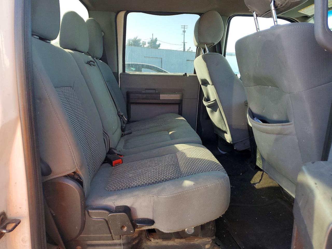 2014 Ford F250 Super Duty White vin: 1FT7W2BT5EEA10758