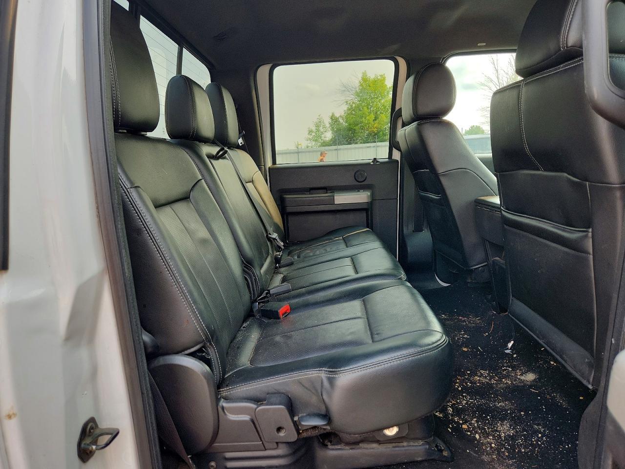 2015 Ford F250 Super Duty White vin: 1FT7W2BT5FEA93545
