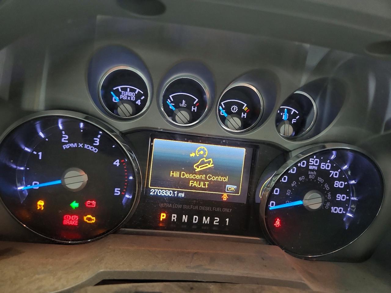 2015 Ford F250 Super Duty White vin: 1FT7W2BT5FEB76540
