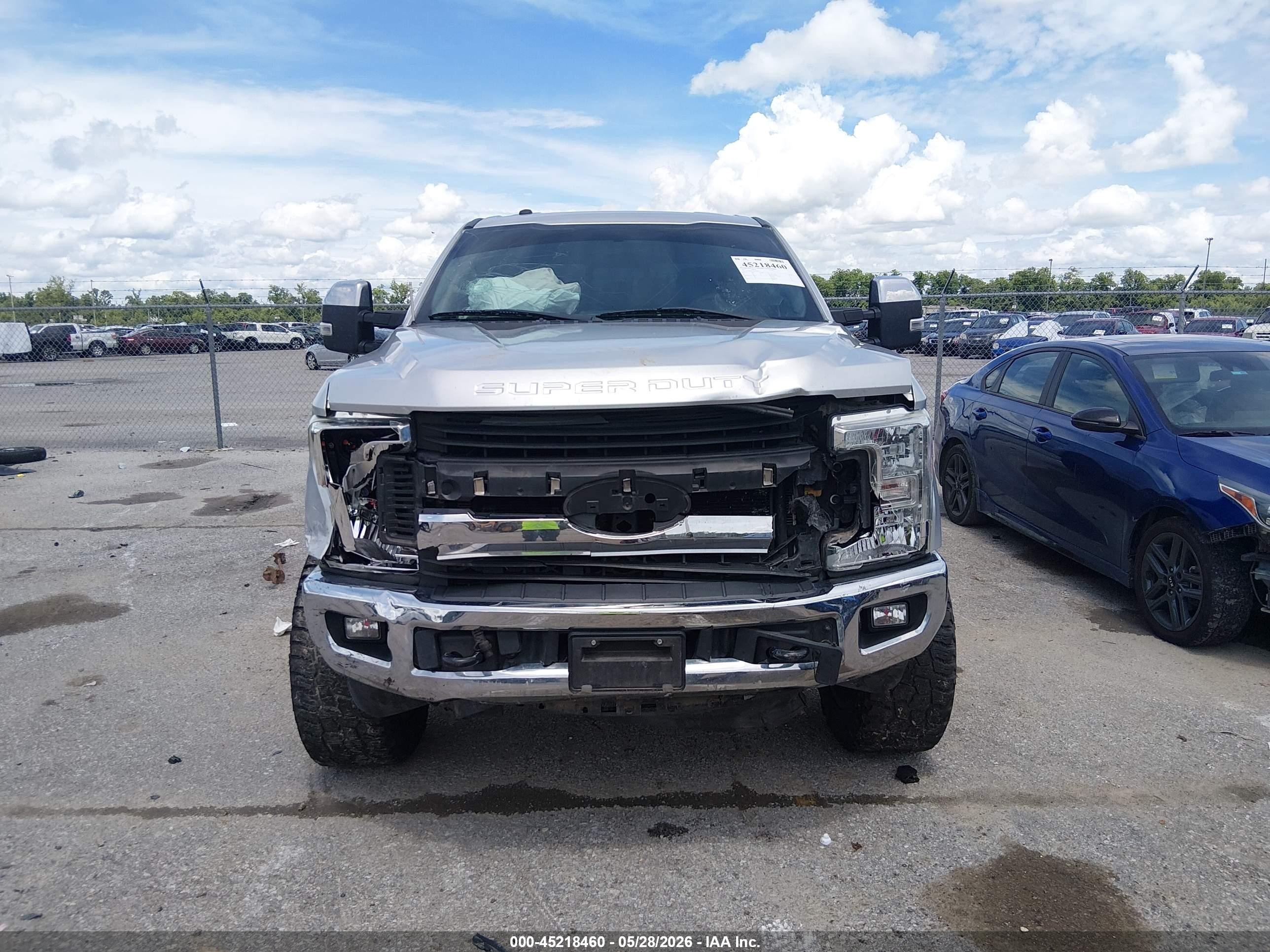 2017 Ford F-250 Xlt Silver vin: 1FT7W2BT5HED26505