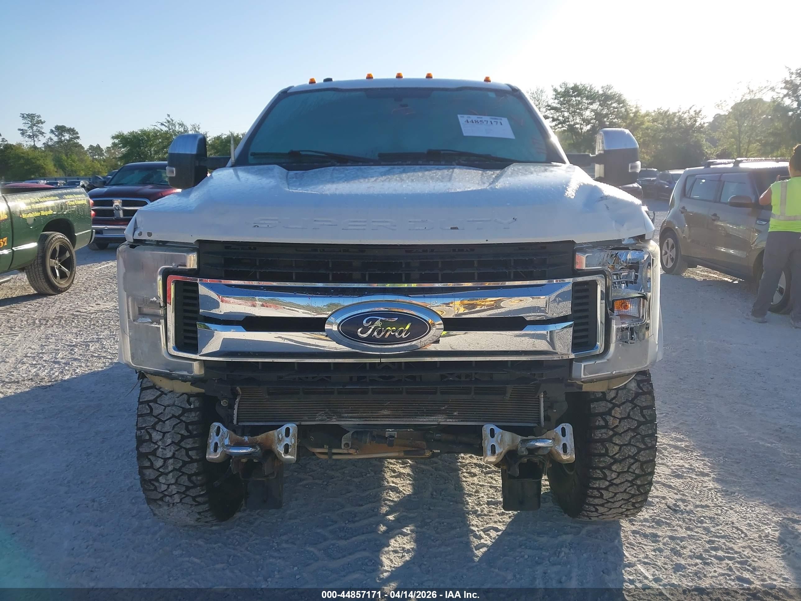 2017 Ford F-250 Xlt White vin: 1FT7W2BT5HEE78719