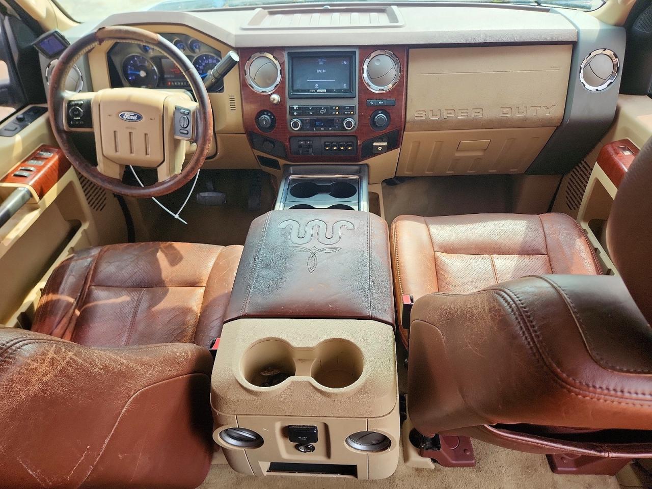 2011 Ford F250 Super Duty White vin: 1FT7W2BT6BEB73205
