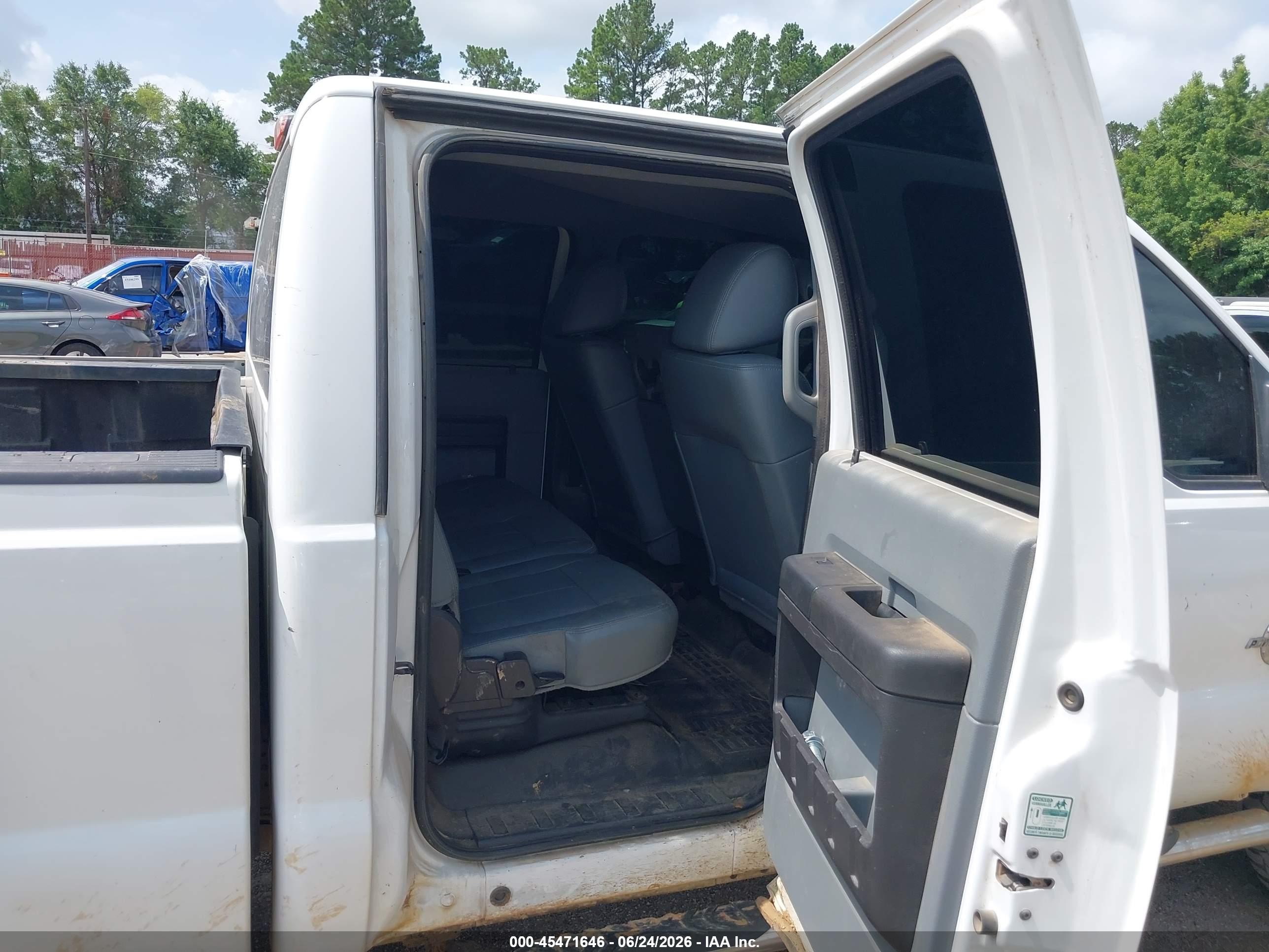 2011 Ford Super Duty F-250 Srw Xl White vin: 1FT7W2BT6BEB87587