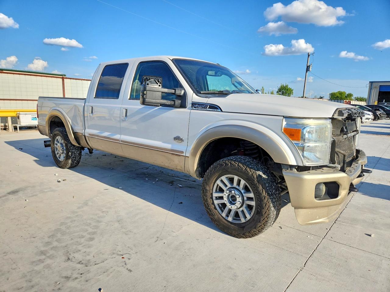 2012 Ford F250 Super Duty White vin: 1FT7W2BT6CEB06069