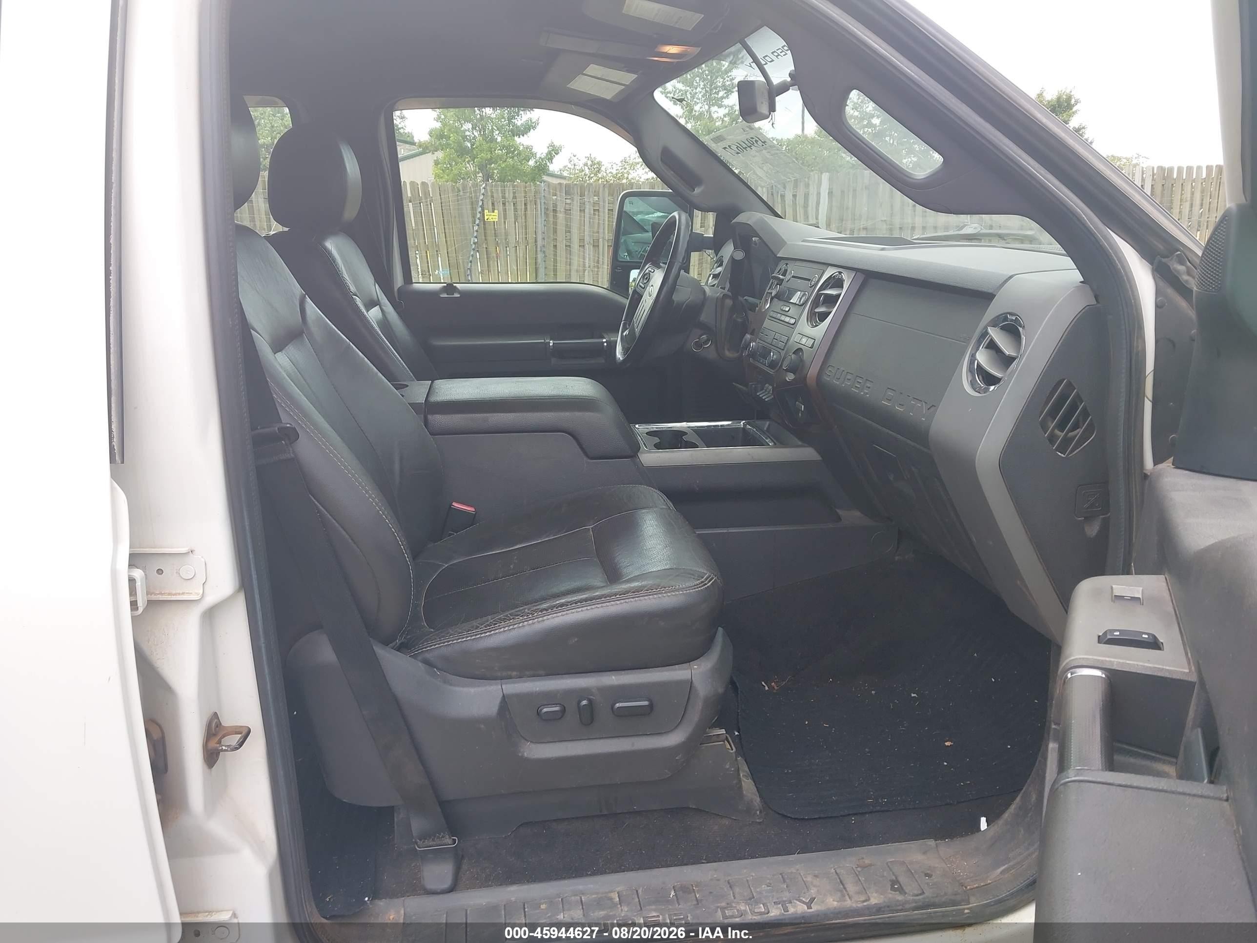 2012 Ford F-250 Lariat White vin: 1FT7W2BT6CEB64635