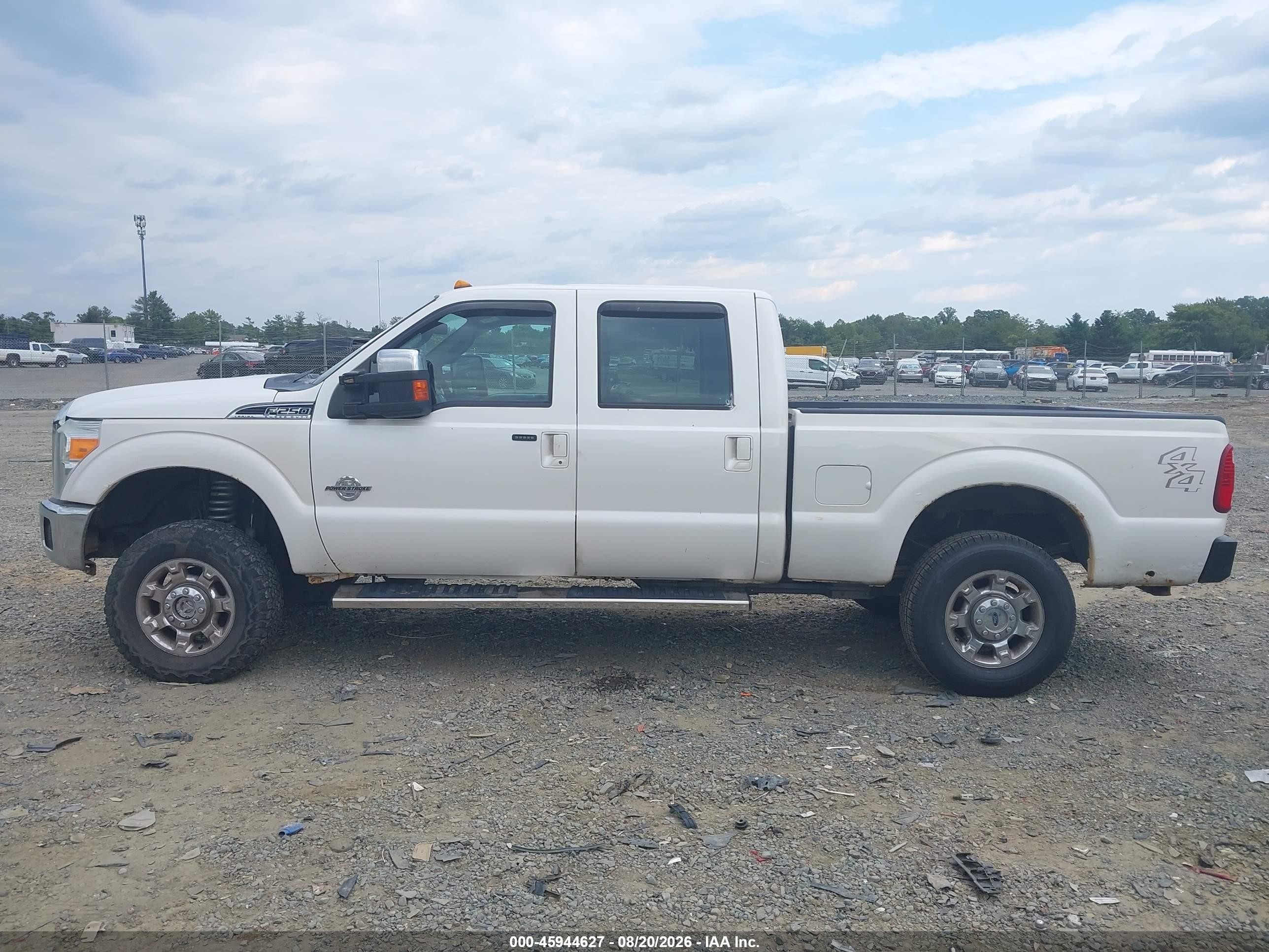 2012 Ford F-250 Lariat White vin: 1FT7W2BT6CEB64635
