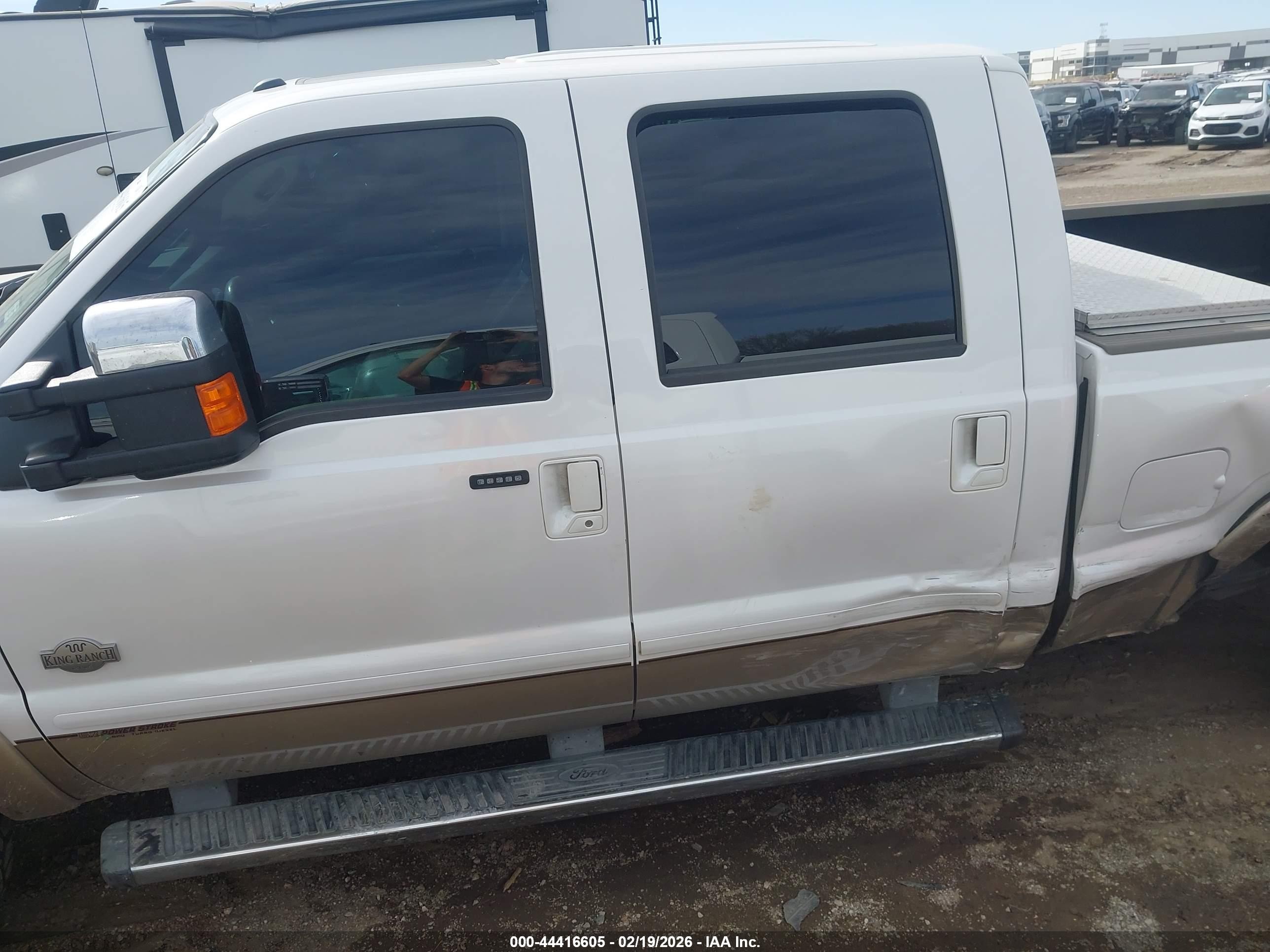 2012 Ford F-250 Lariat Белый vin: 1FT7W2BT6CED06675