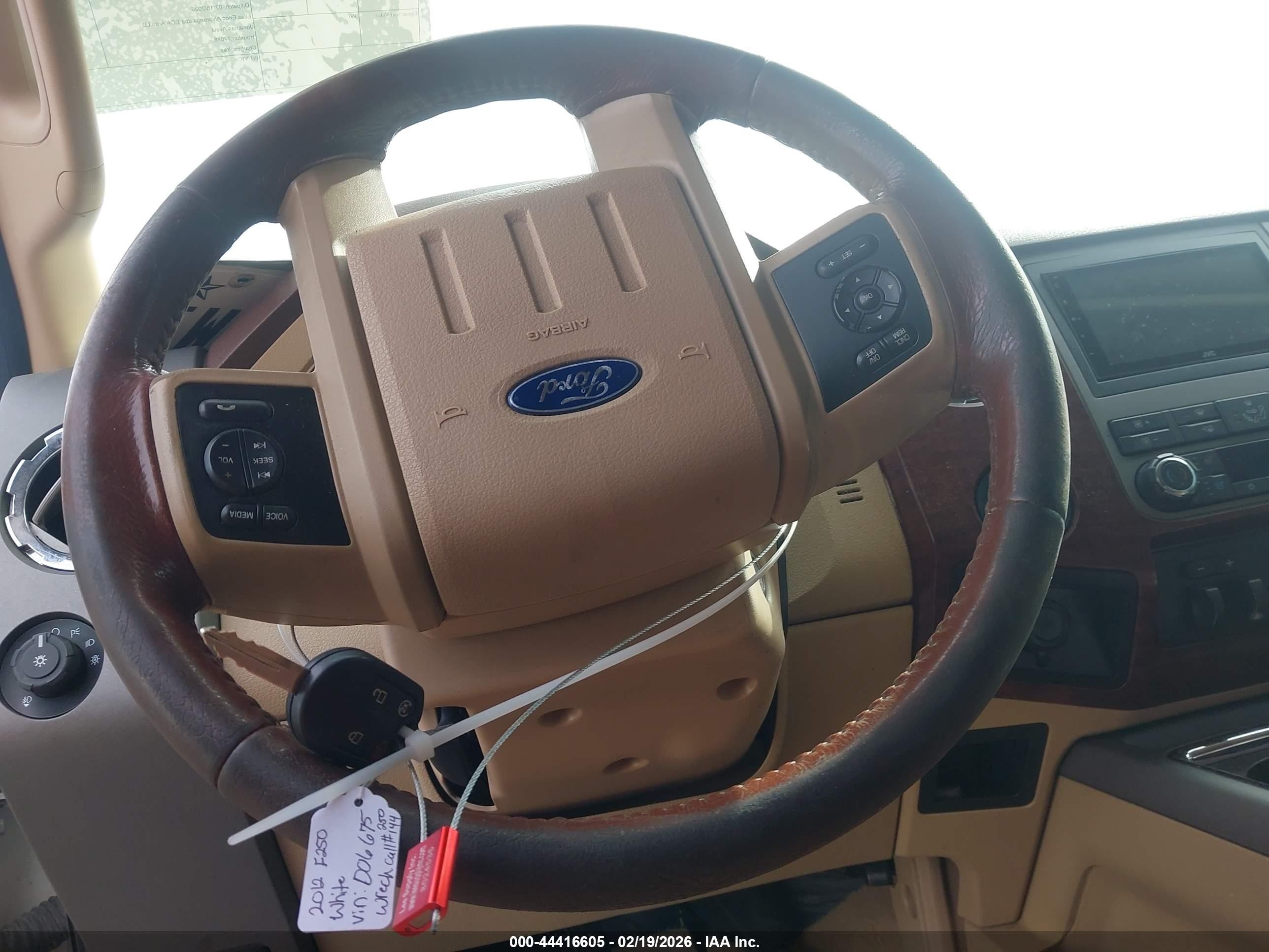 2012 Ford F-250 Lariat Белый vin: 1FT7W2BT6CED06675