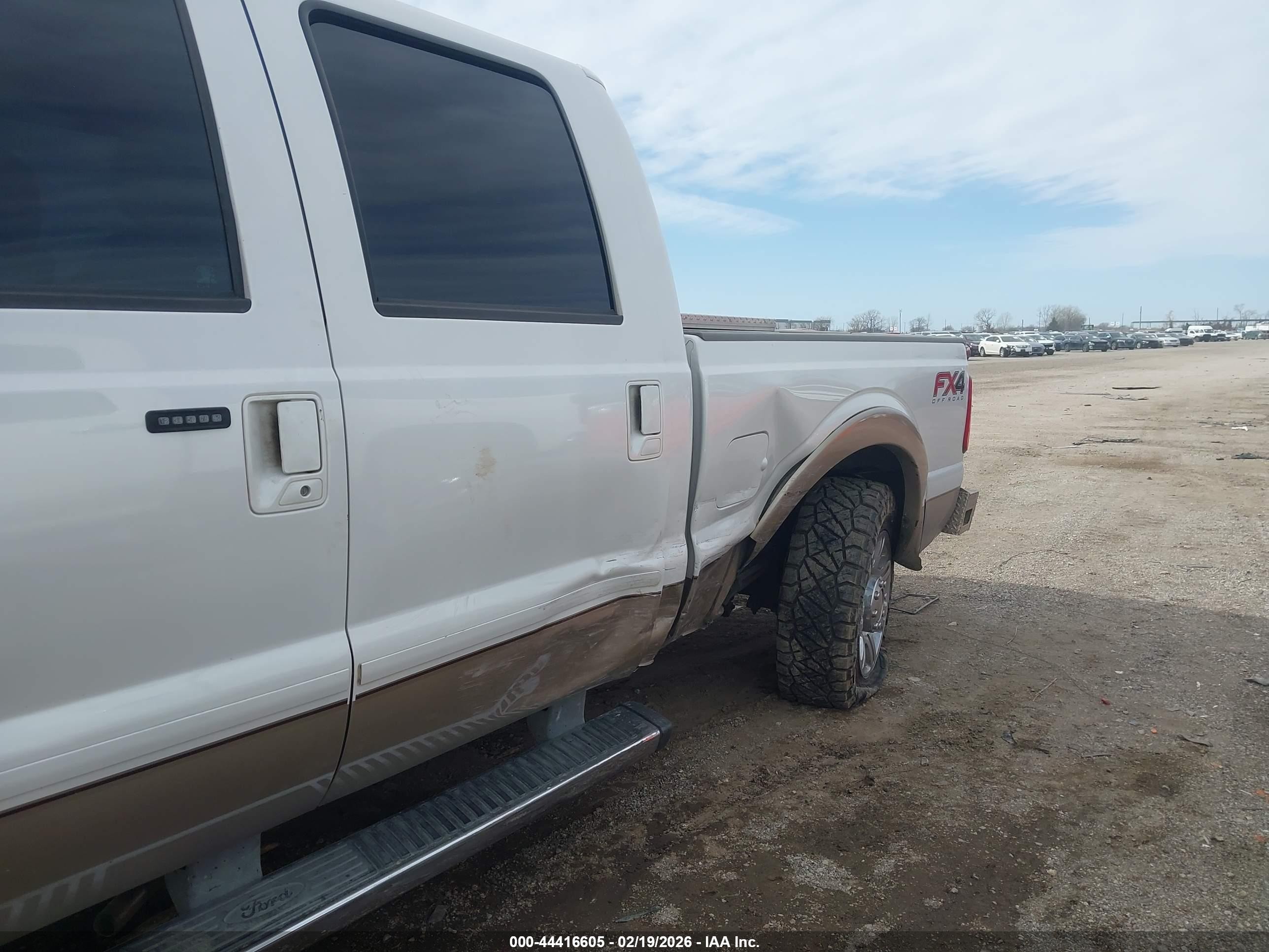 2012 Ford F-250 Lariat Белый vin: 1FT7W2BT6CED06675