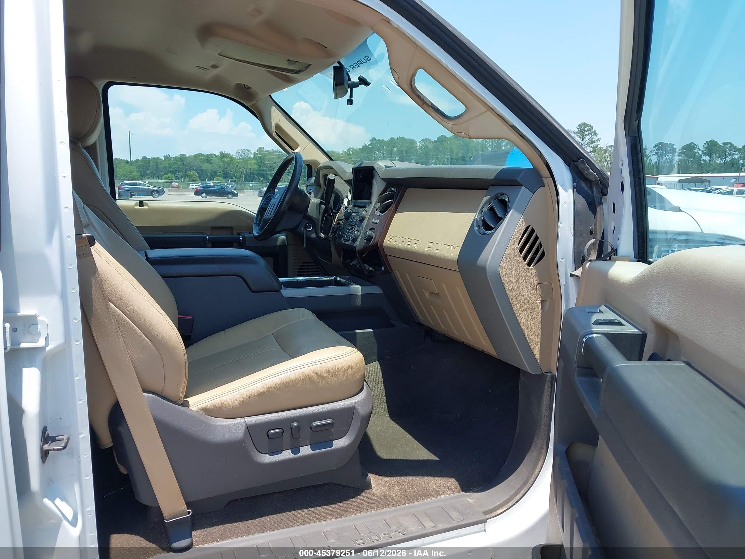 2013 Ford Super Duty F-250 Srw Lariat White vin: 1FT7W2BT6DEB16599
