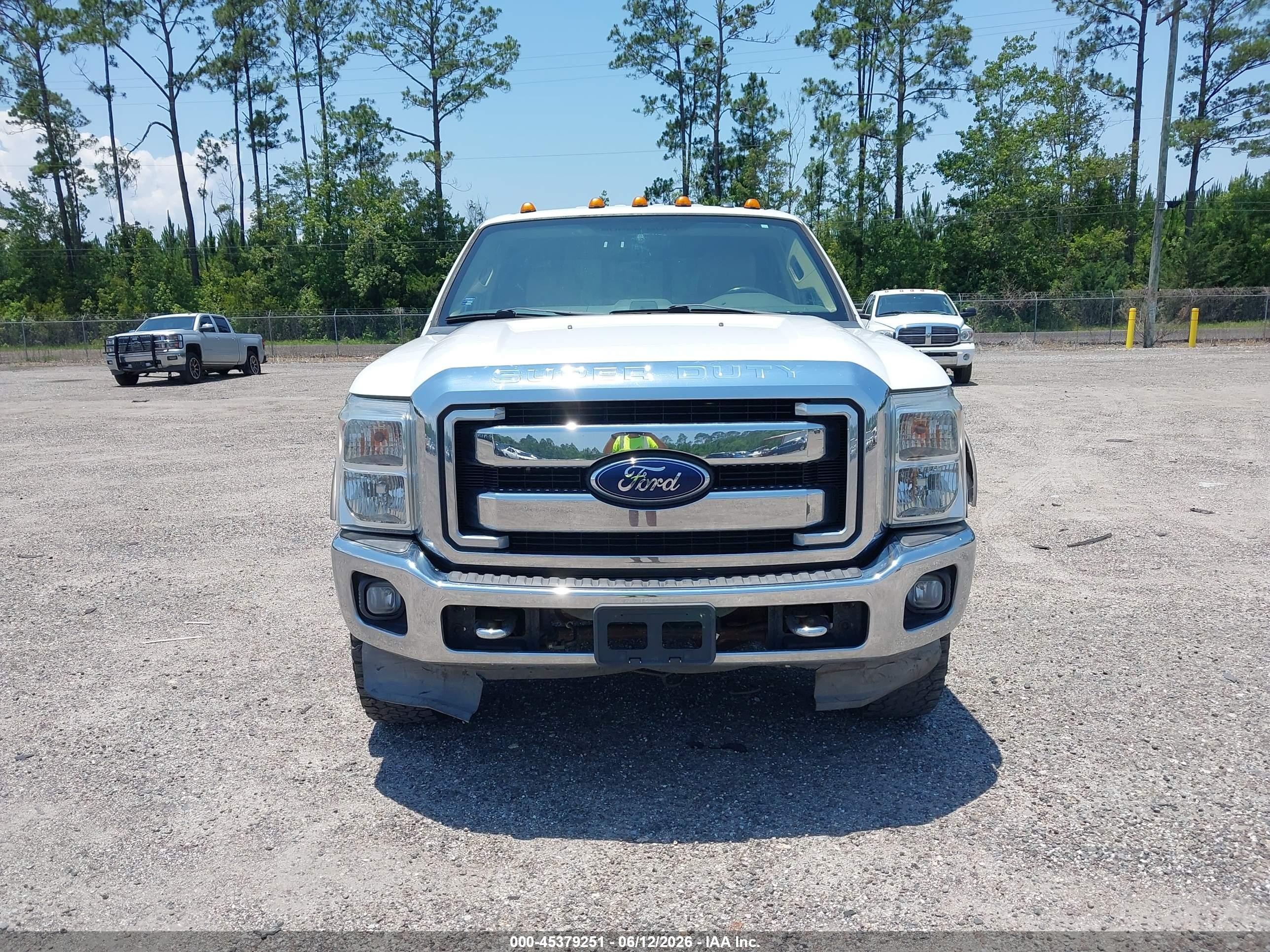 2013 Ford Super Duty F-250 Srw Lariat White vin: 1FT7W2BT6DEB16599