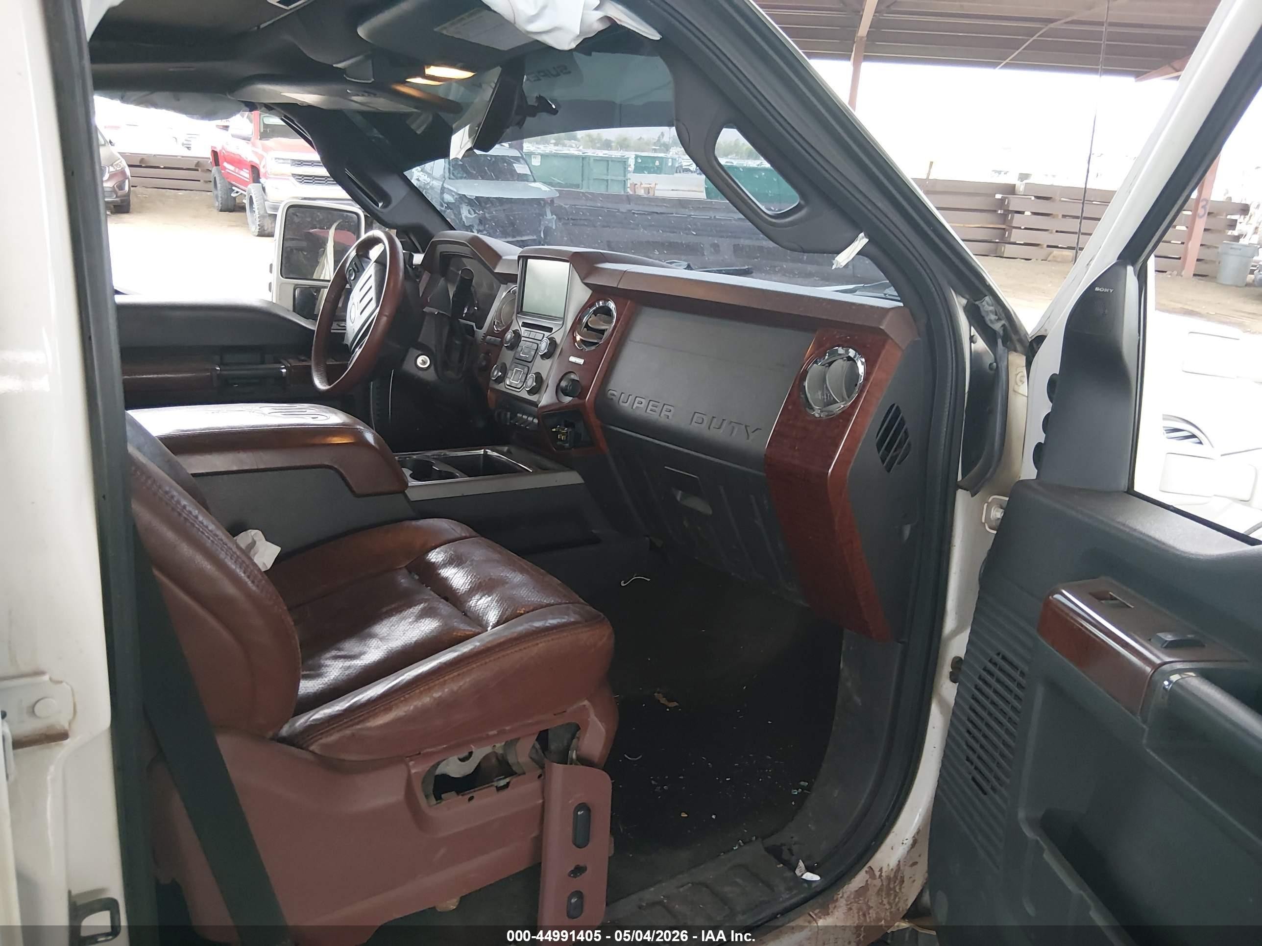 2013 Ford F-250 Lariat White vin: 1FT7W2BT6DEB34200
