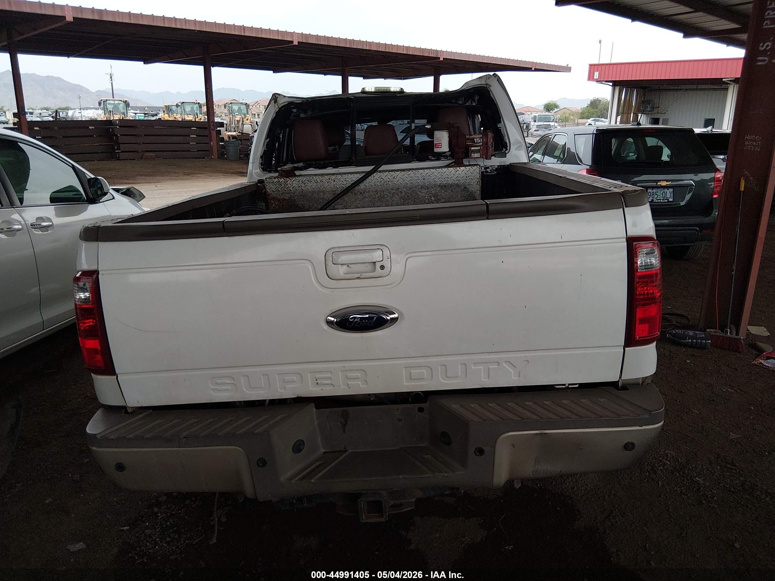2013 Ford F-250 Lariat White vin: 1FT7W2BT6DEB34200