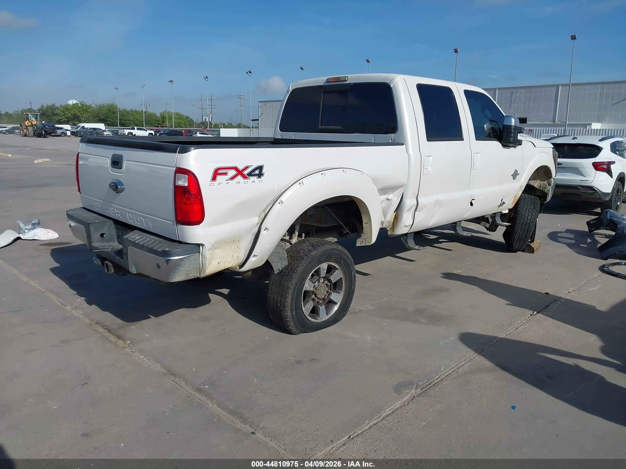 2015 Ford F-250 Lariat White vin: 1FT7W2BT6FEA18448