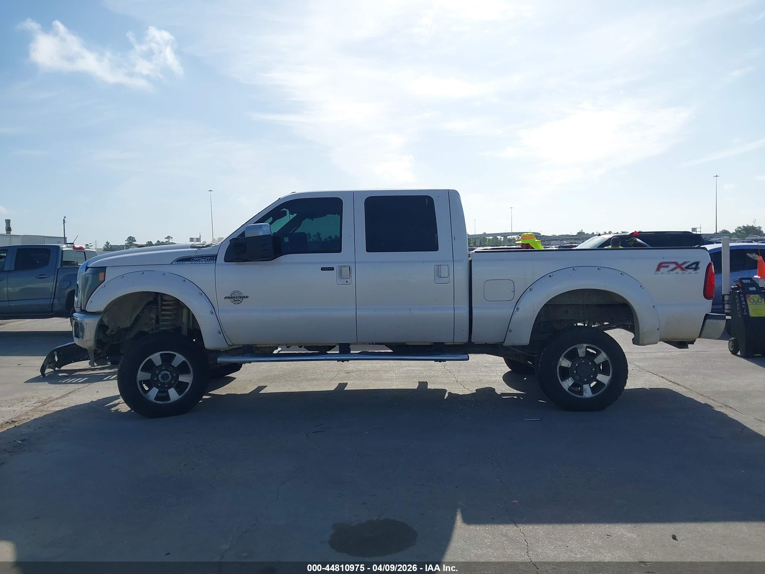 2015 Ford F-250 Lariat White vin: 1FT7W2BT6FEA18448