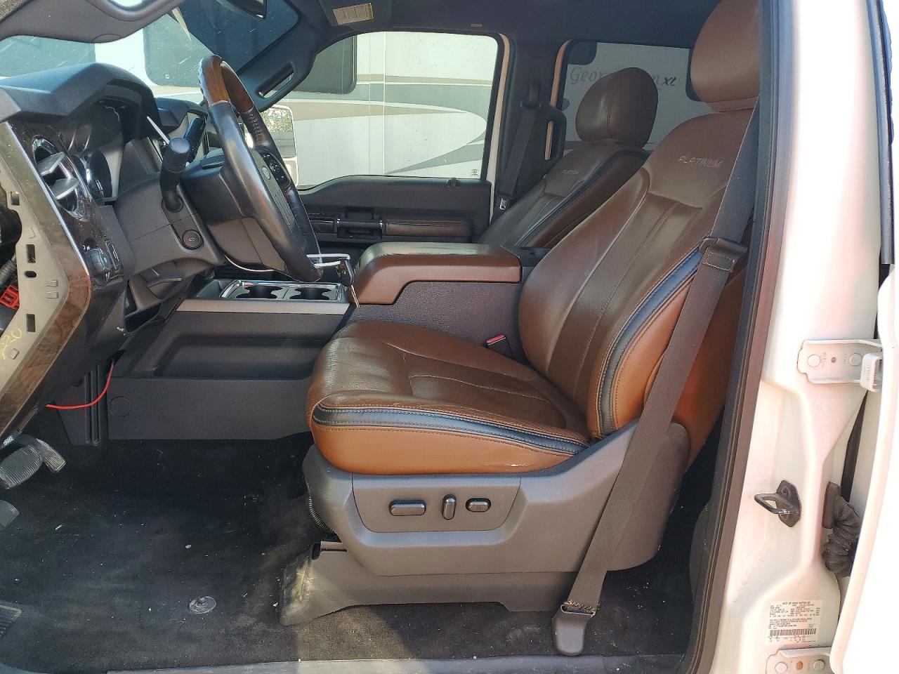 2015 Ford F250 Super Duty White vin: 1FT7W2BT6FEA94185