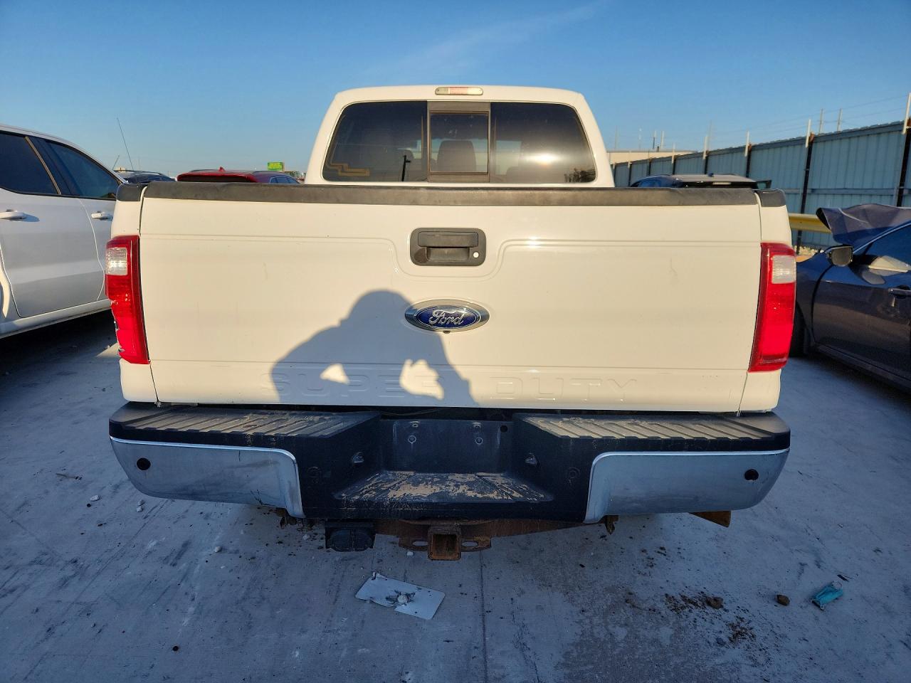 2015 Ford F250 Super Duty White vin: 1FT7W2BT6FED53113
