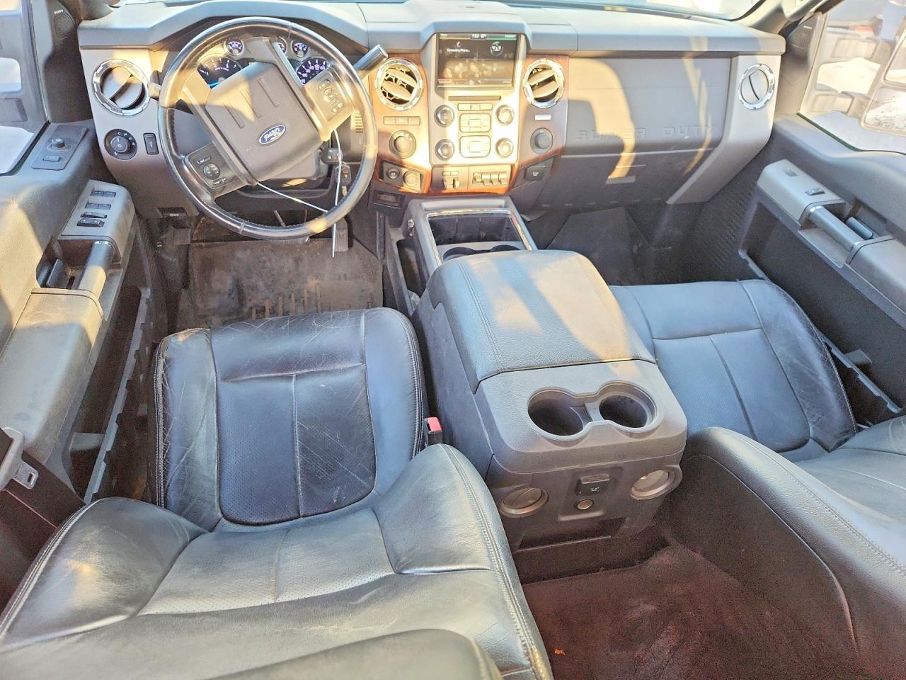 2015 Ford F250 Super Duty White vin: 1FT7W2BT6FED53113