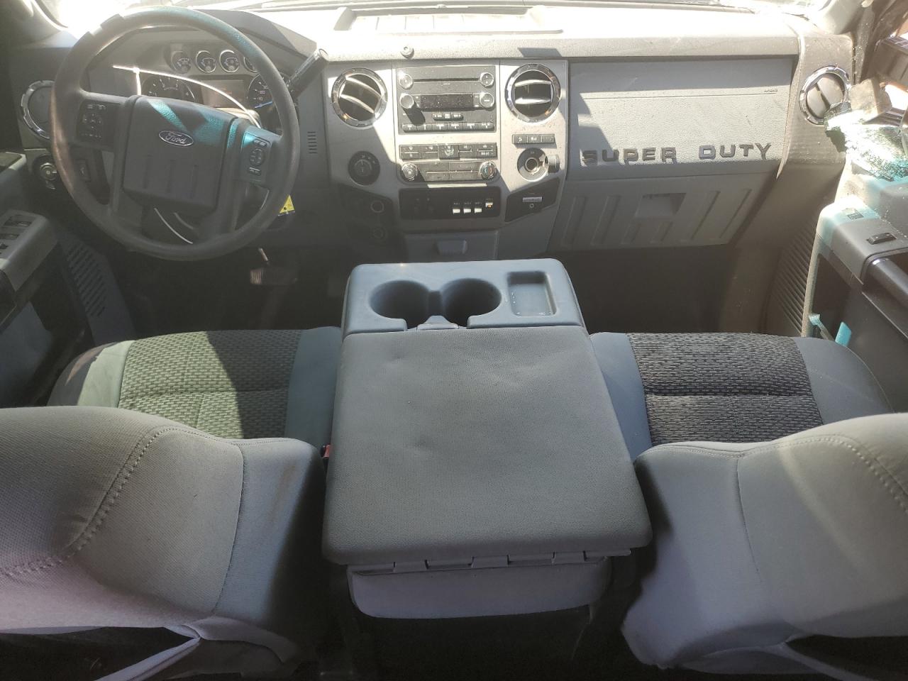 2015 Ford F250 Super Duty Белый vin: 1FT7W2BT6FED69926
