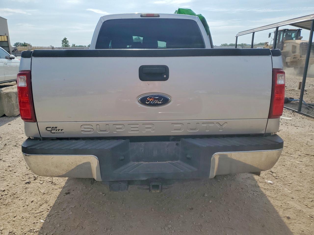 2011 Ford F250 Super Duty Silver vin: 1FT7W2BT7BEA56524