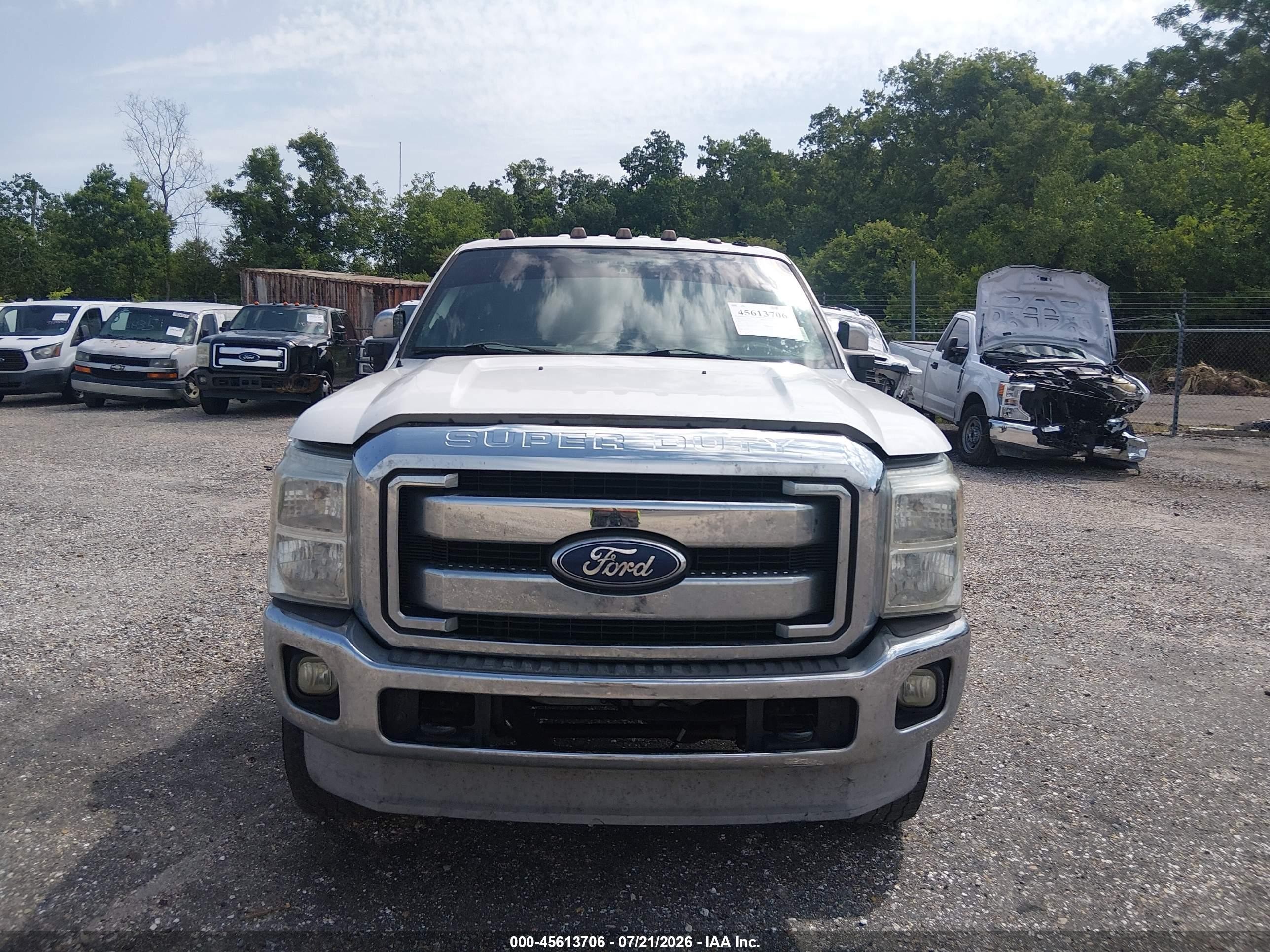 2011 Ford Super Duty F-250 Srw Lariat White vin: 1FT7W2BT7BEC23657