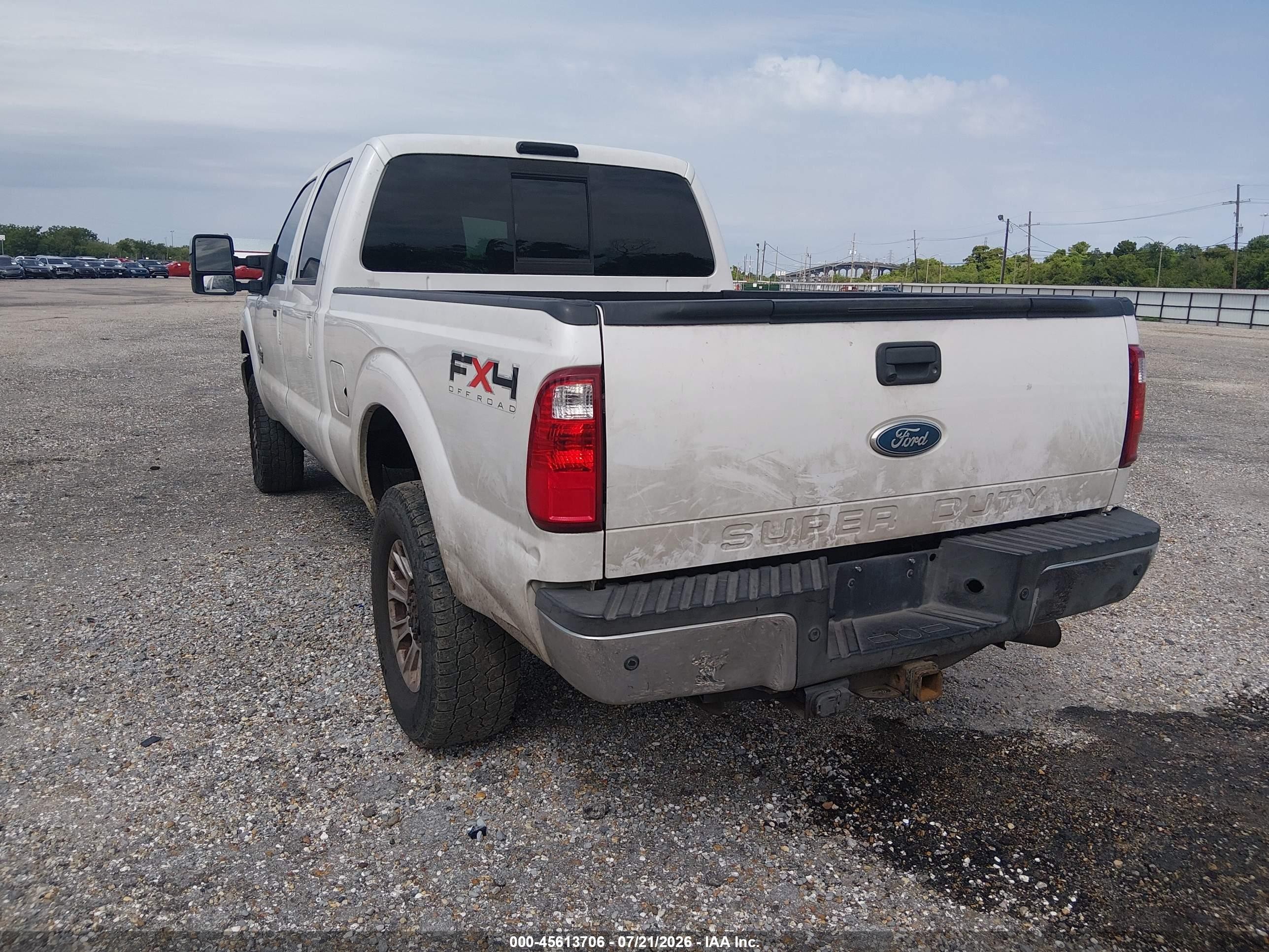 2011 Ford Super Duty F-250 Srw Lariat White vin: 1FT7W2BT7BEC23657
