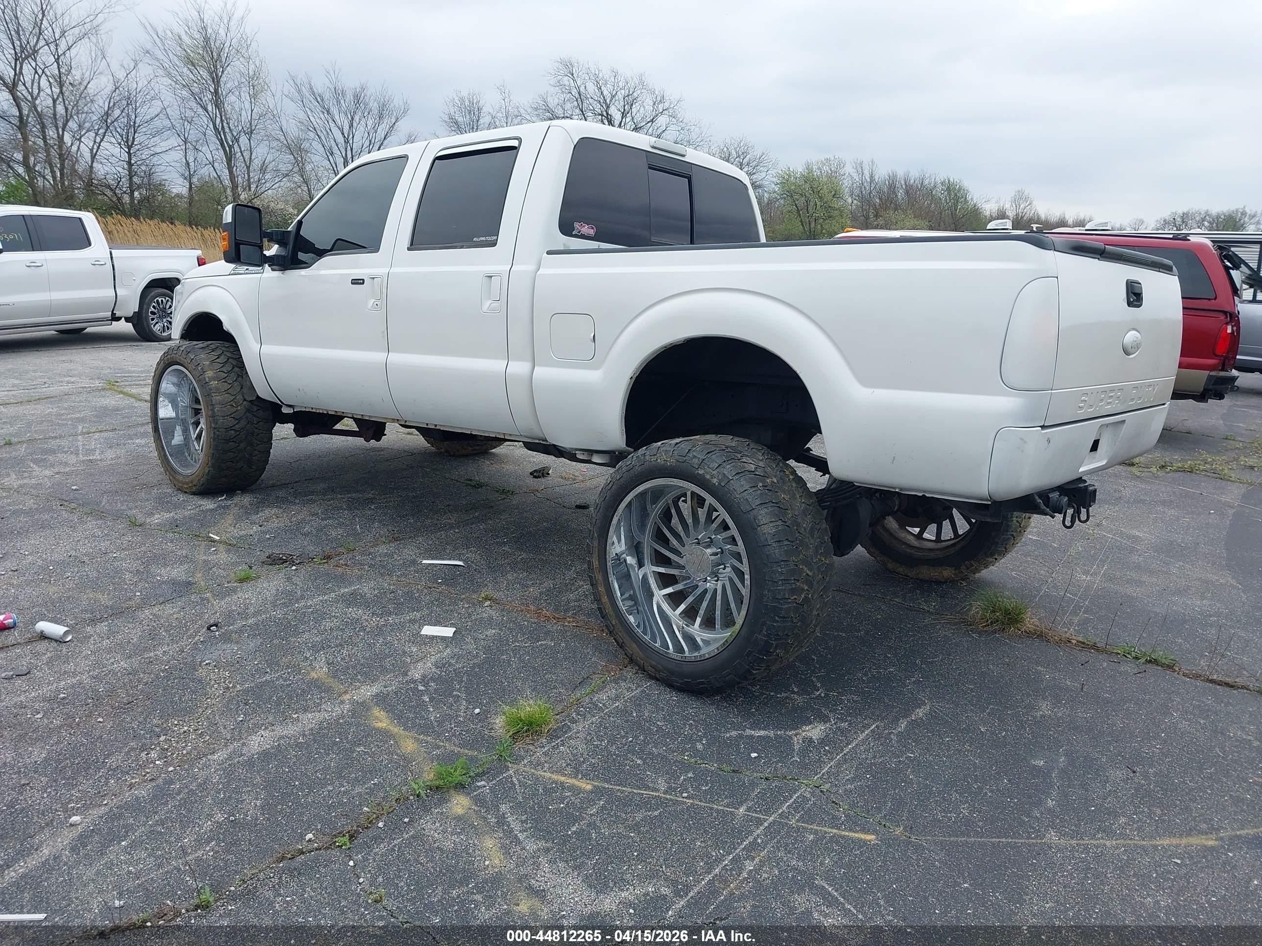 2011 Ford F-250 Lariat White vin: 1FT7W2BT7BEC80523