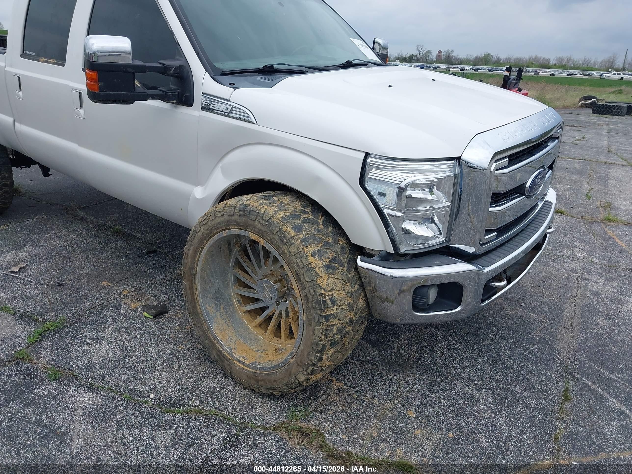 2011 Ford F-250 Lariat White vin: 1FT7W2BT7BEC80523