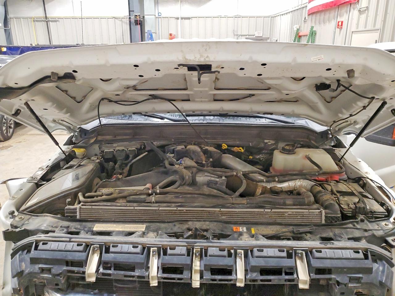 2012 Ford F250 Super Duty White vin: 1FT7W2BT7CEA70182