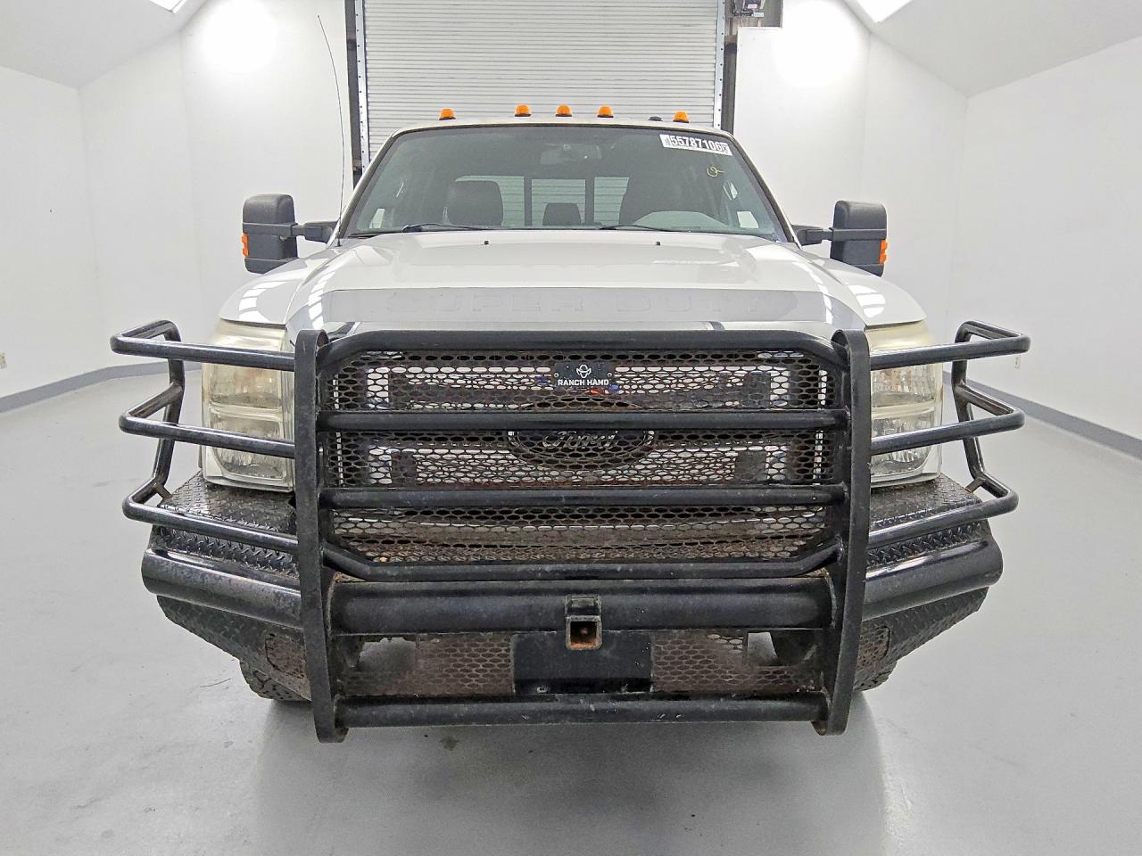 2012 Ford F250 Super Duty White vin: 1FT7W2BT7CEC18105