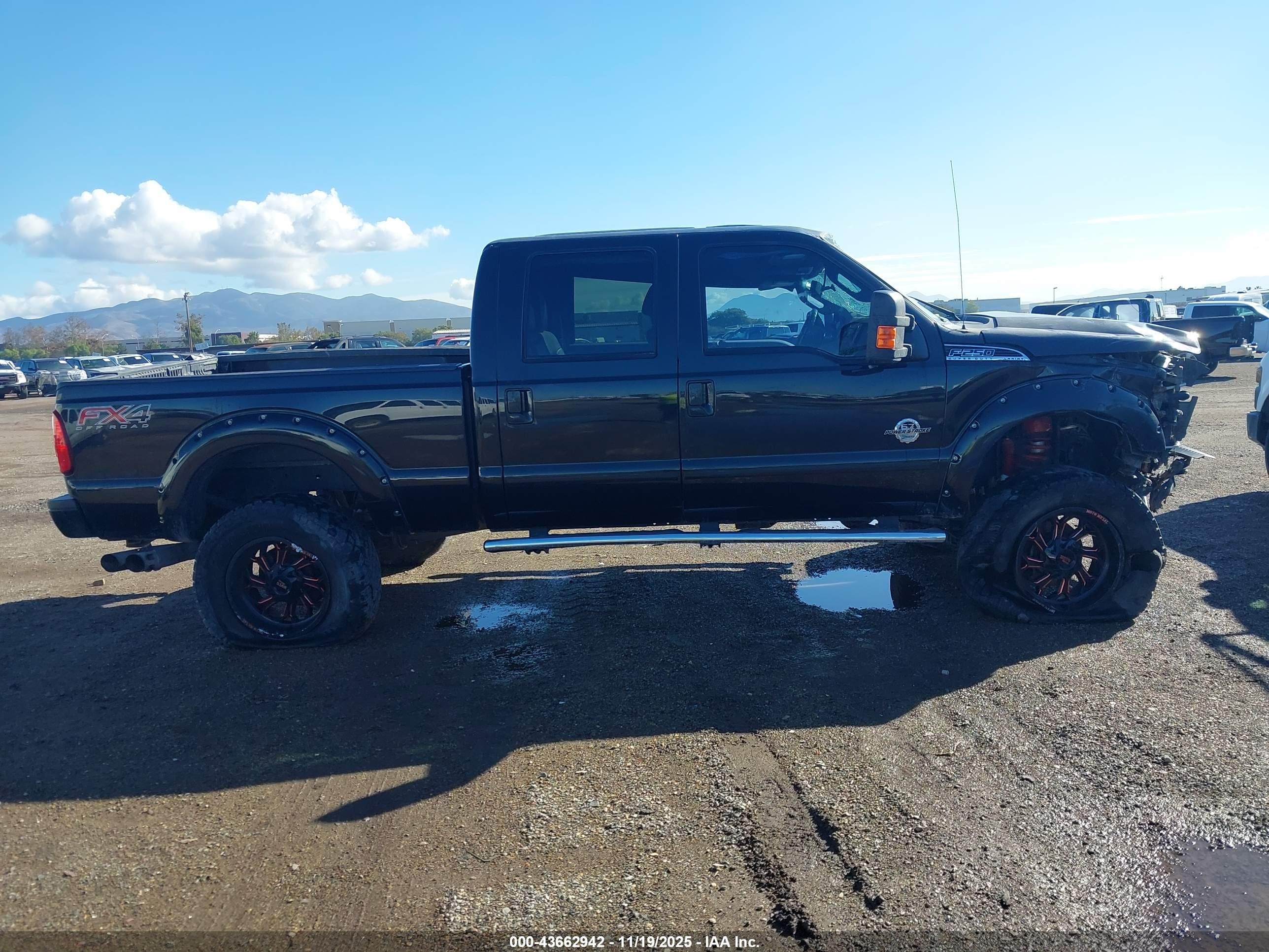 2012 Ford F-250 Lariat Black vin: 1FT7W2BT7CEC24874