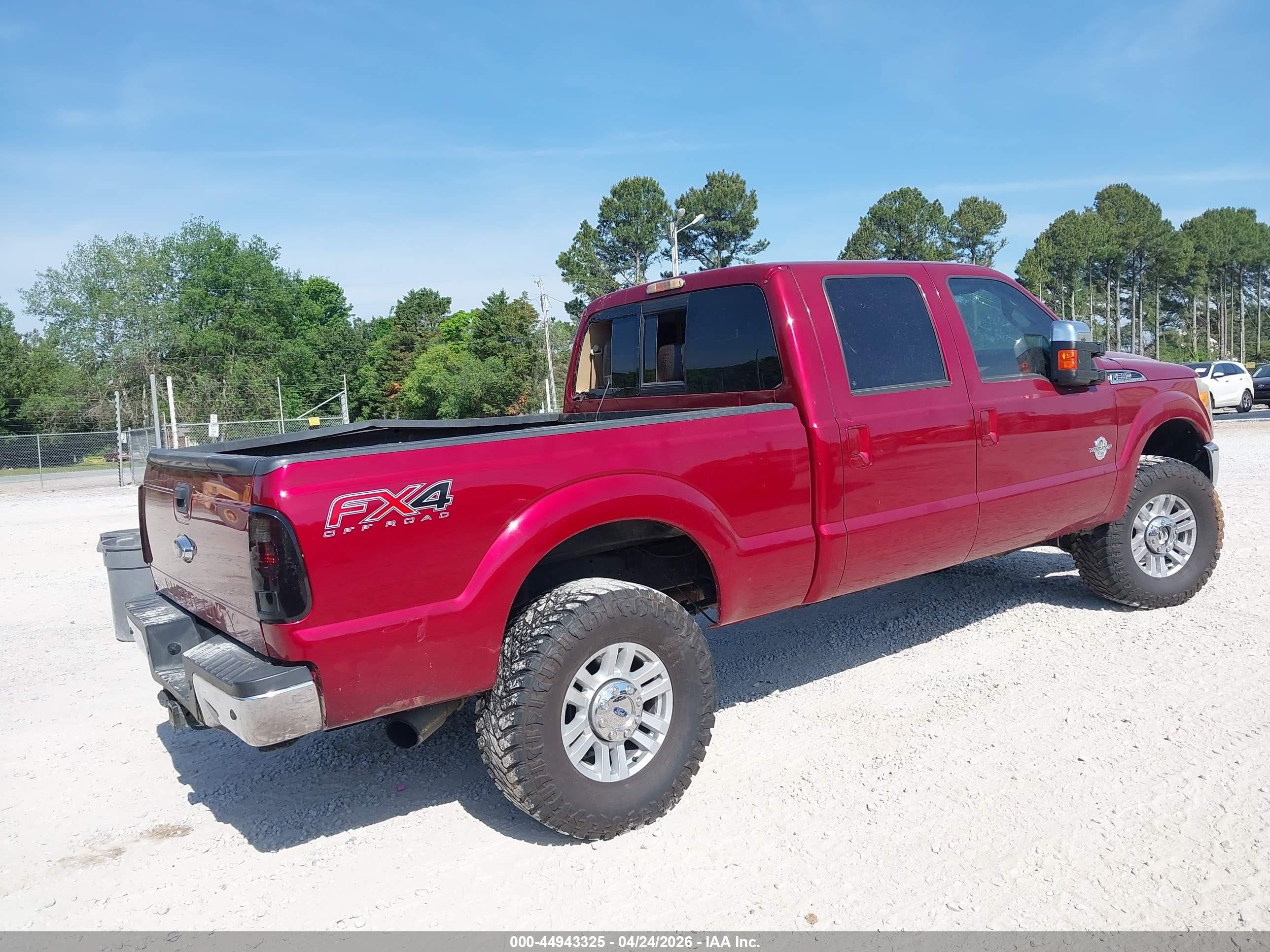 2014 Ford F-250 Lariat Красный vin: 1FT7W2BT7EEA14262