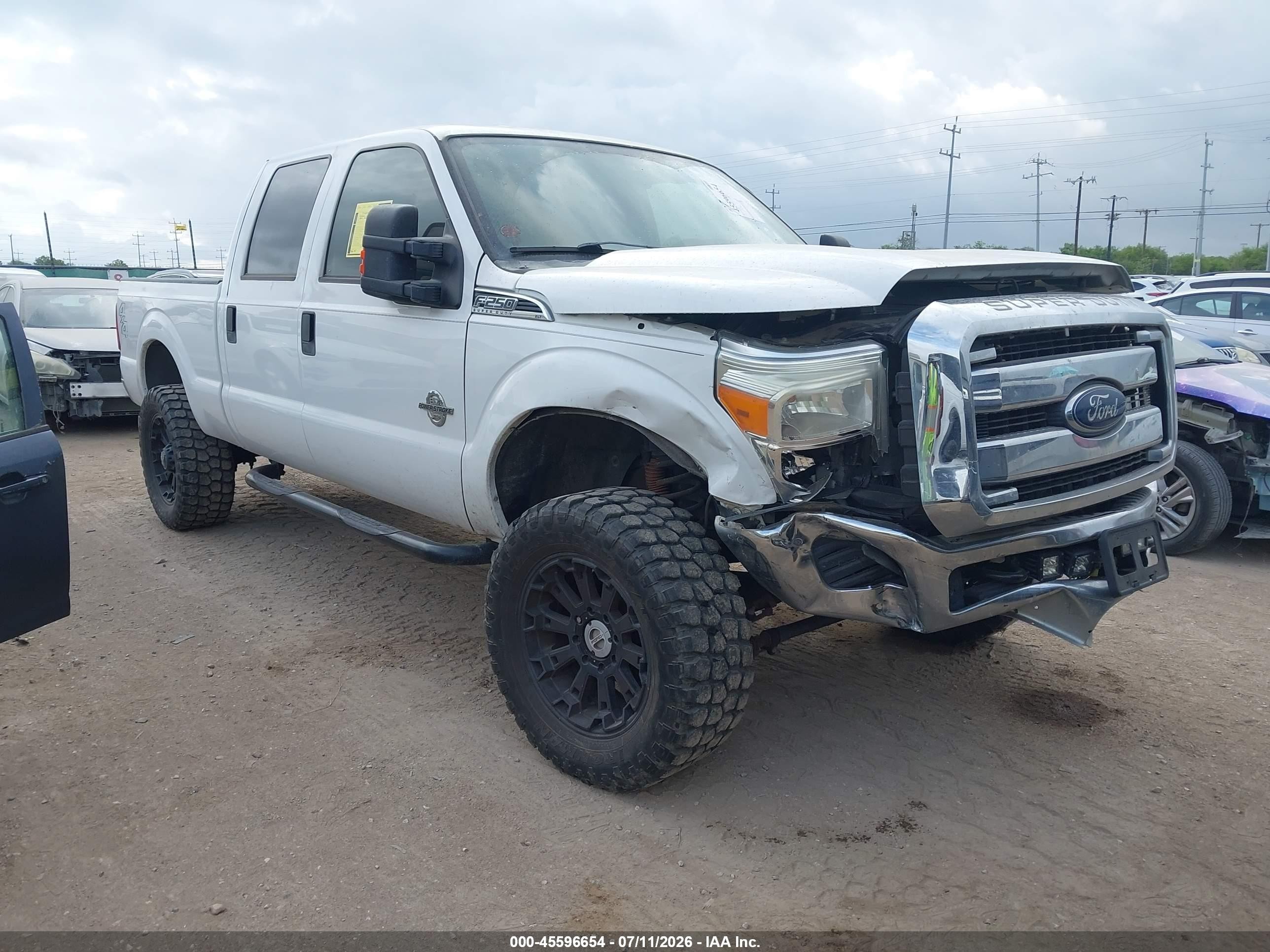 2014 Ford F-250 Lariat/xl/xlt White vin: 1FT7W2BT7EEA34012