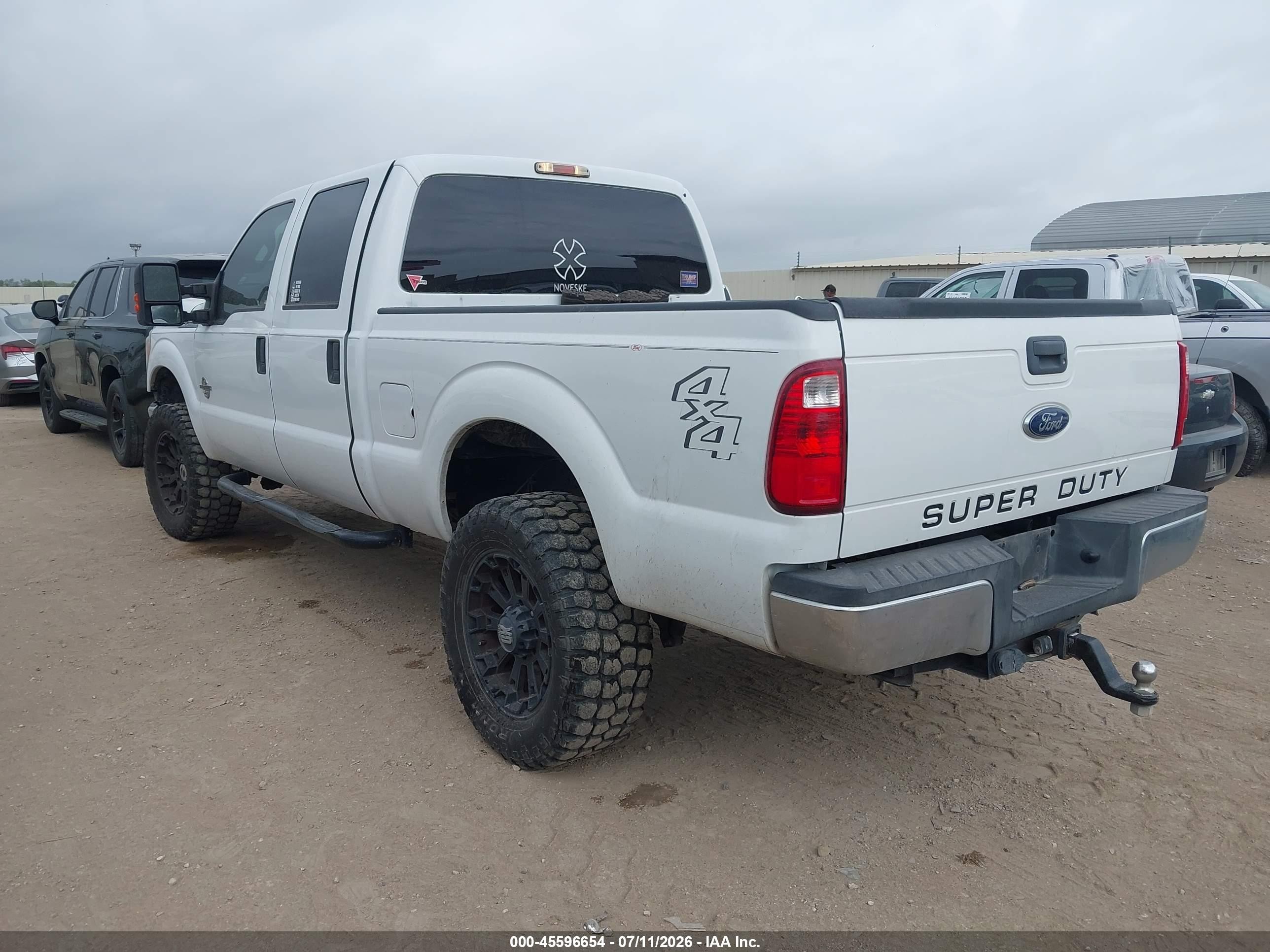 2014 Ford F-250 Lariat/xl/xlt White vin: 1FT7W2BT7EEA34012