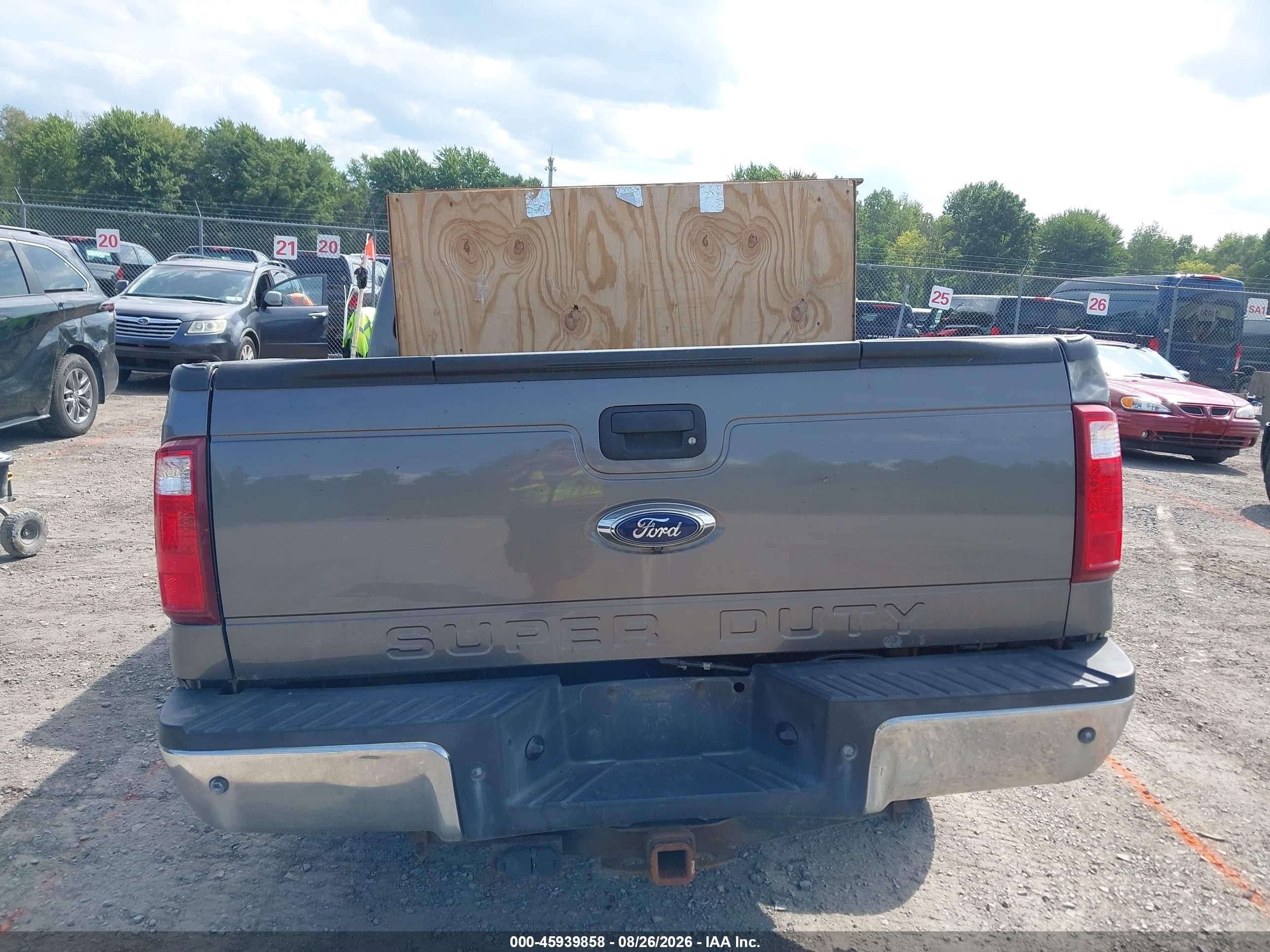 2014 Ford F-250 Lariat Gray vin: 1FT7W2BT7EEA99104
