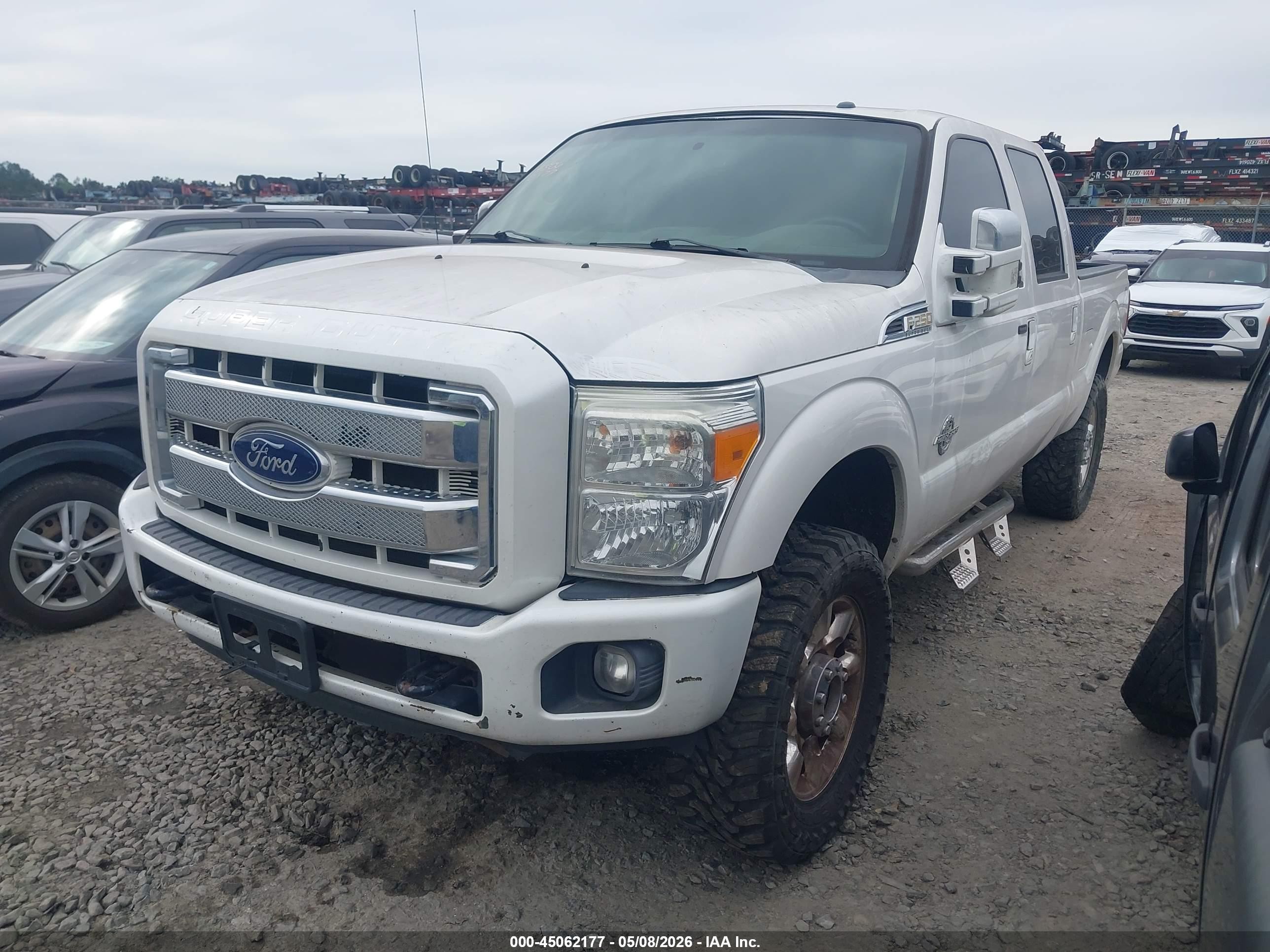2014 Ford F-250 Lariat Белый vin: 1FT7W2BT7EEB00963