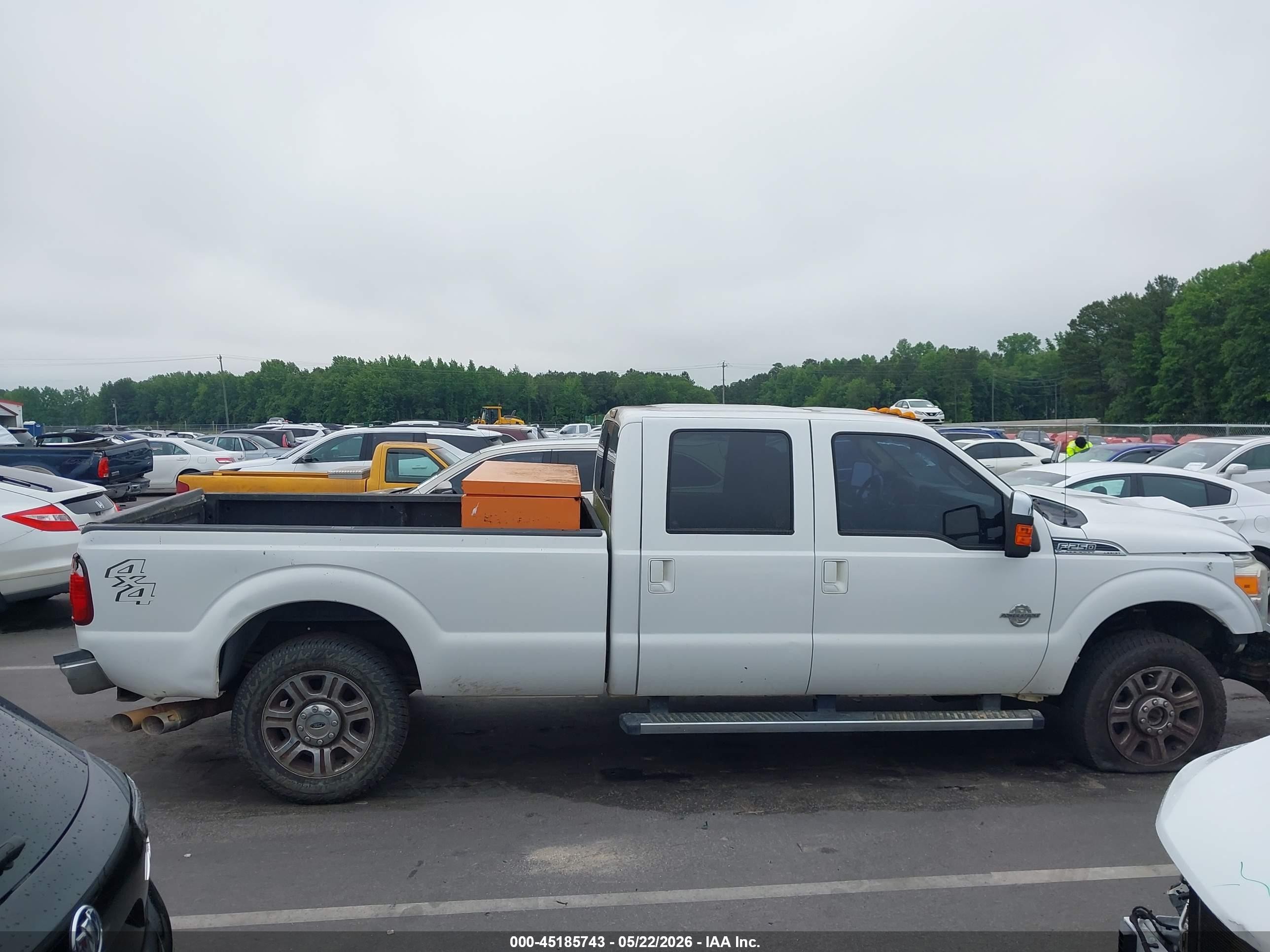 2015 Ford F-250 Lariat White vin: 1FT7W2BT7FEA40409