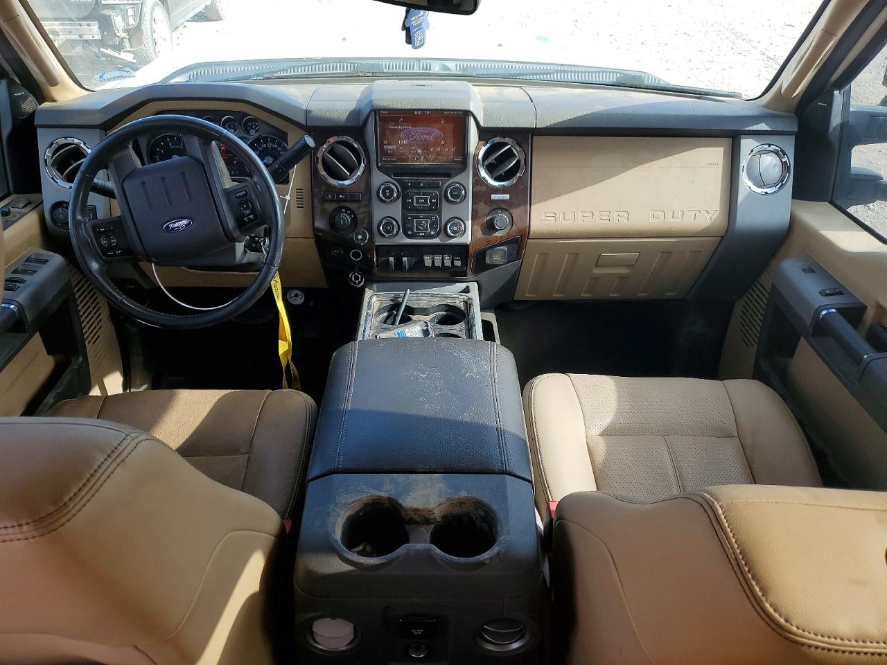 2015 Ford F250 Super Duty White vin: 1FT7W2BT7FEB51963